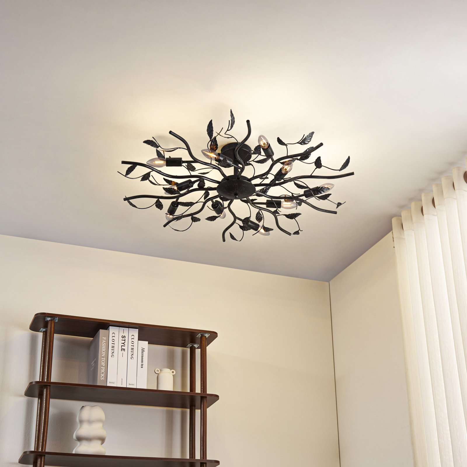 Lindby Deckenlampe Yos, 10-flg., 95 cm, schwarz-kupfer, E14 Lindby Deckenlampe Yos, 10-flg., 95 cm, schwarz-kupfer, E14