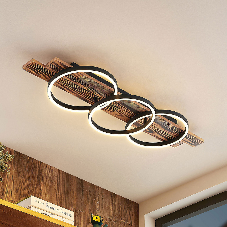 Lindby Sentoa LED Plafond L100 Light Wood/Black, trä från Lindby