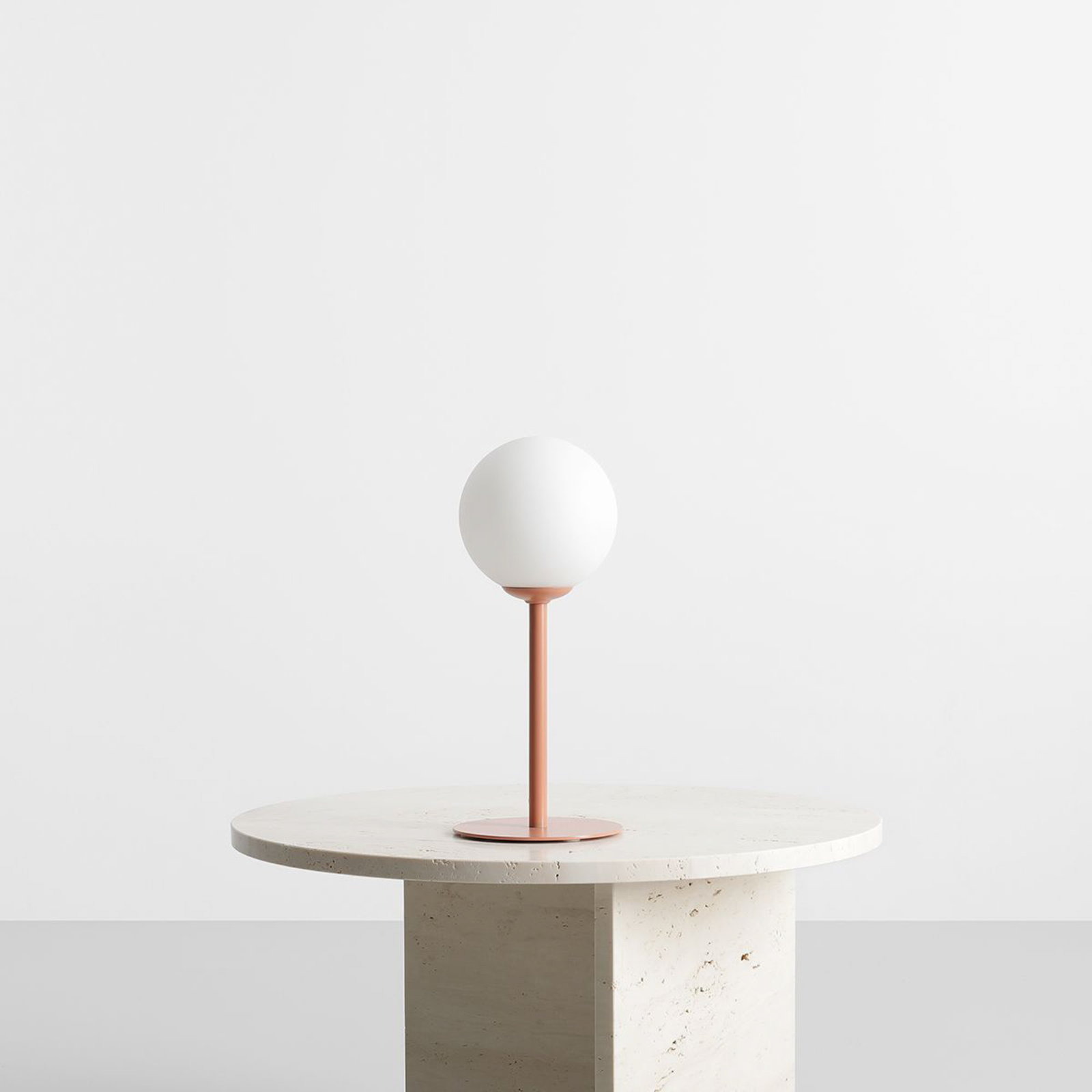 Joel table lamp, 35 cm high, coral/white