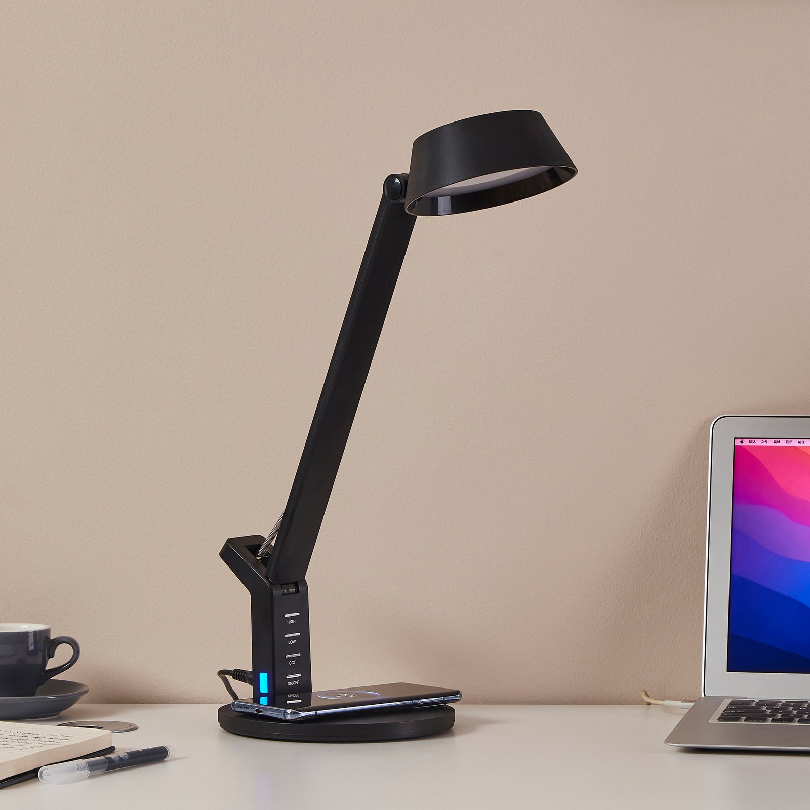 Banderalo LED table lamp CCT dimmer QI black