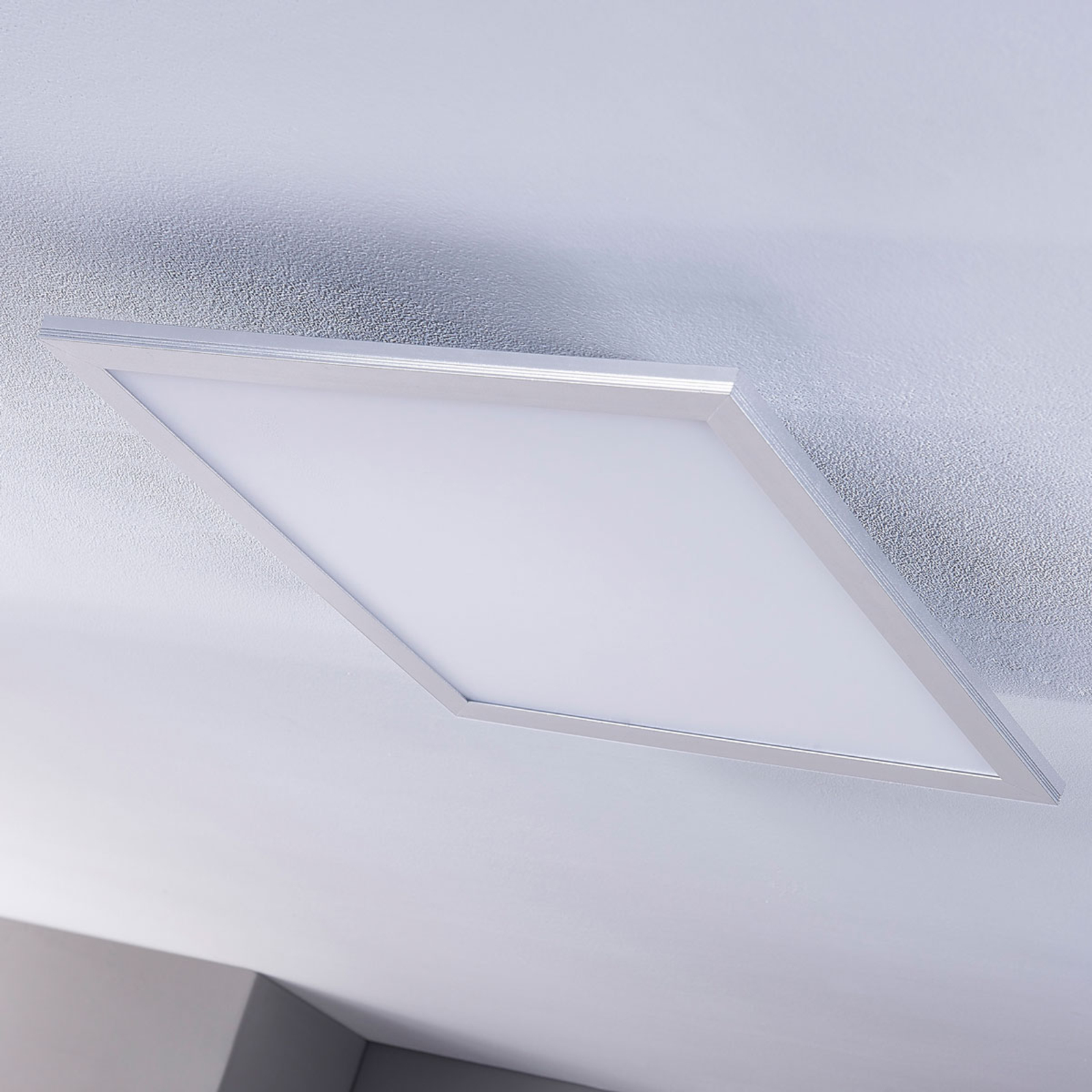 Lindby Livel LED-paneeli, CCT, 40cm x 40cm, 2 kpl:n setti