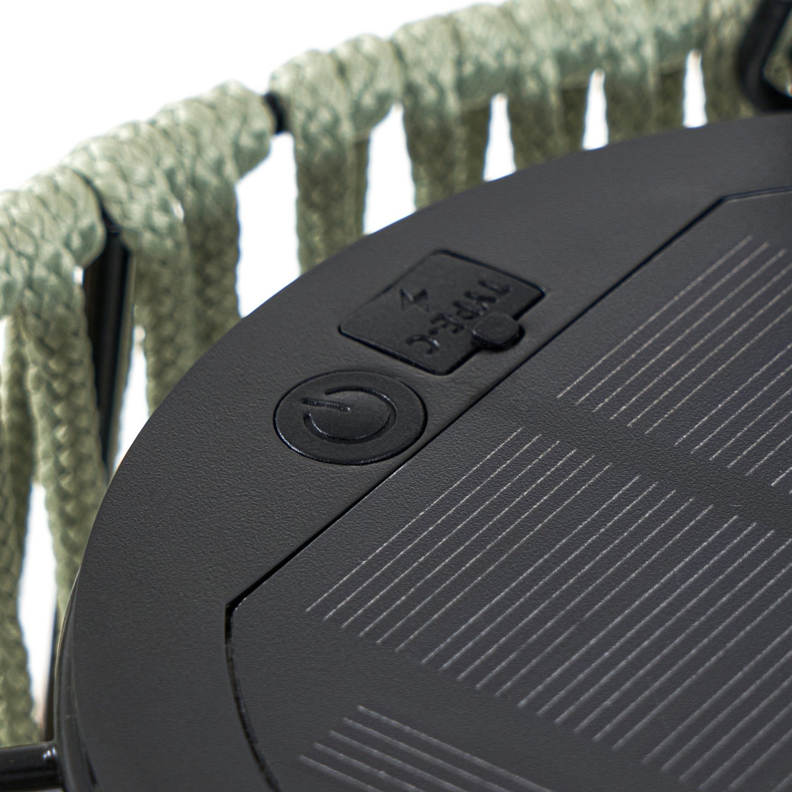 Austas LED-solcellelampe, Ø 50 cm, grøn, USB, IP54 - Lindby