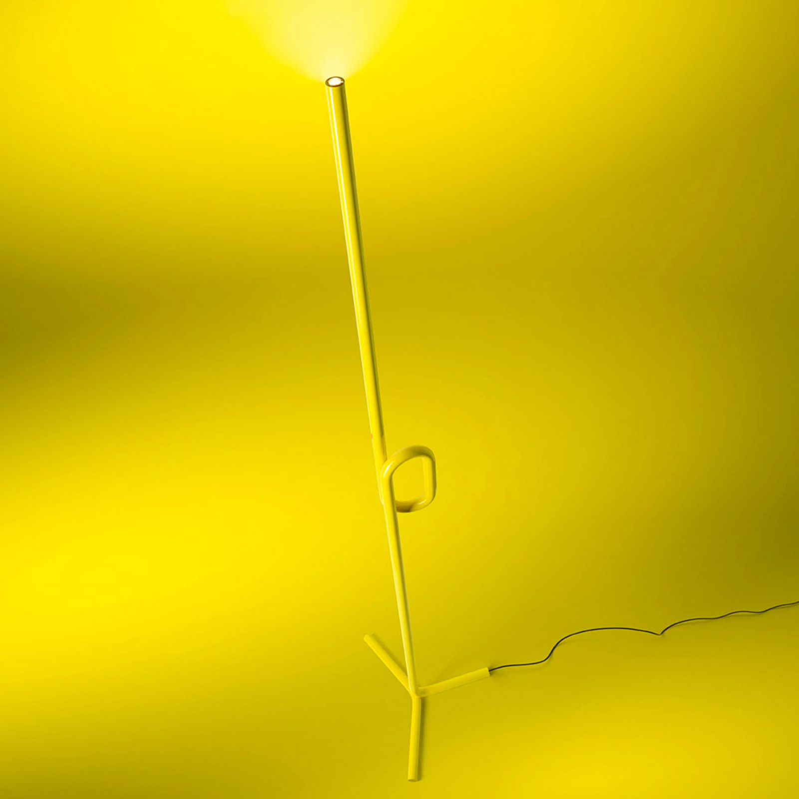Foscarini Tobia terra Candeeiro de pé LED, amarelo