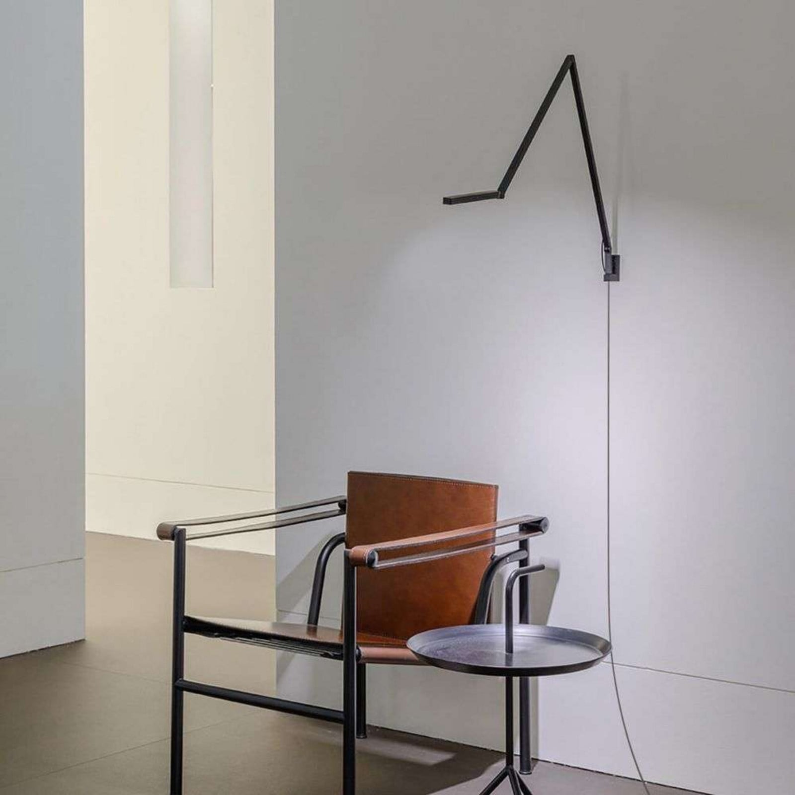 Untitled Linear Væglampe 2700K Black Nemo Lighting - Kontor / arbejdsværelse - Aluminium