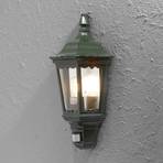 Firenze outdoor wall lamp half shell, sensor green