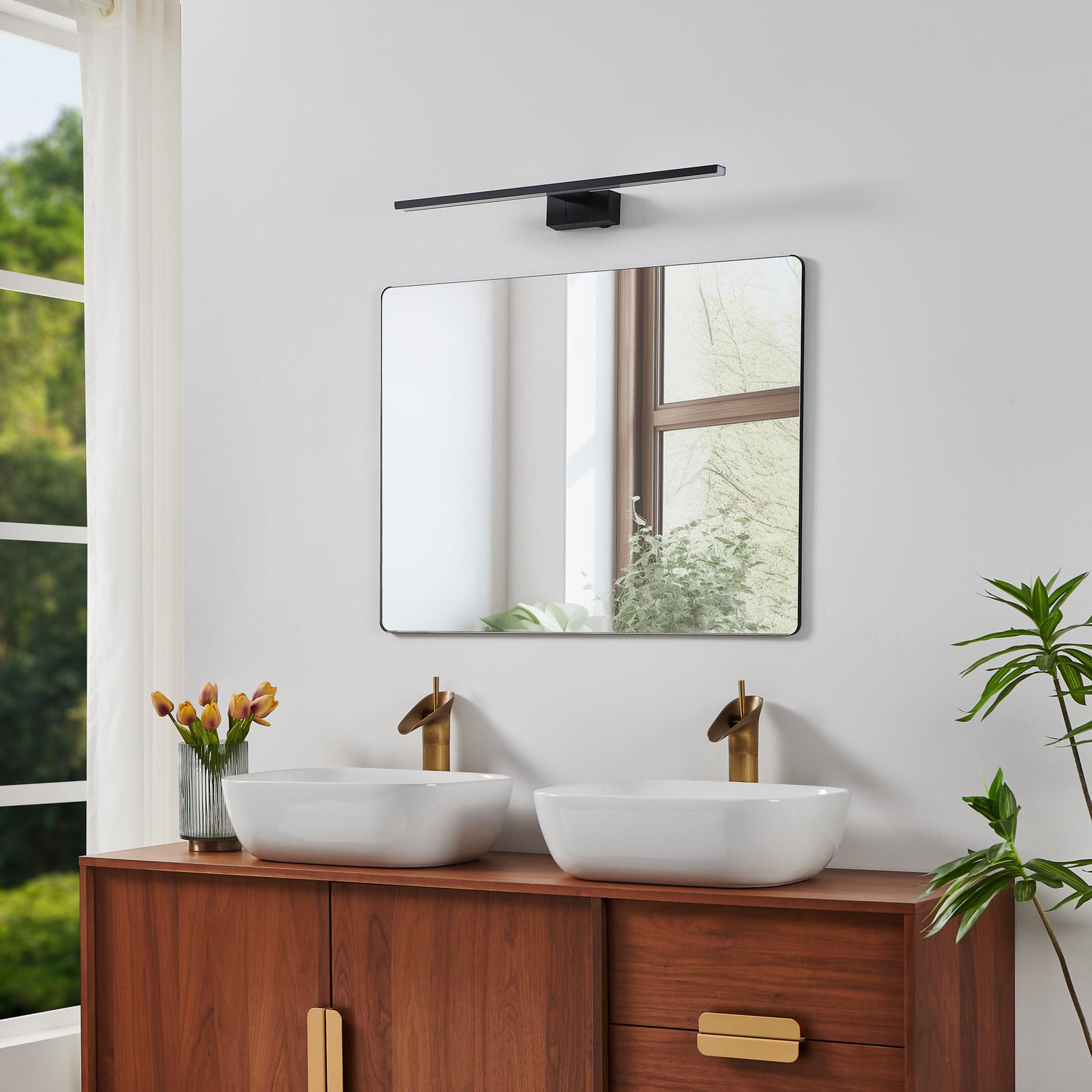 LED-Wandleuchte Conettilla, schwarz, Breite 60 cm, IP44, CCT