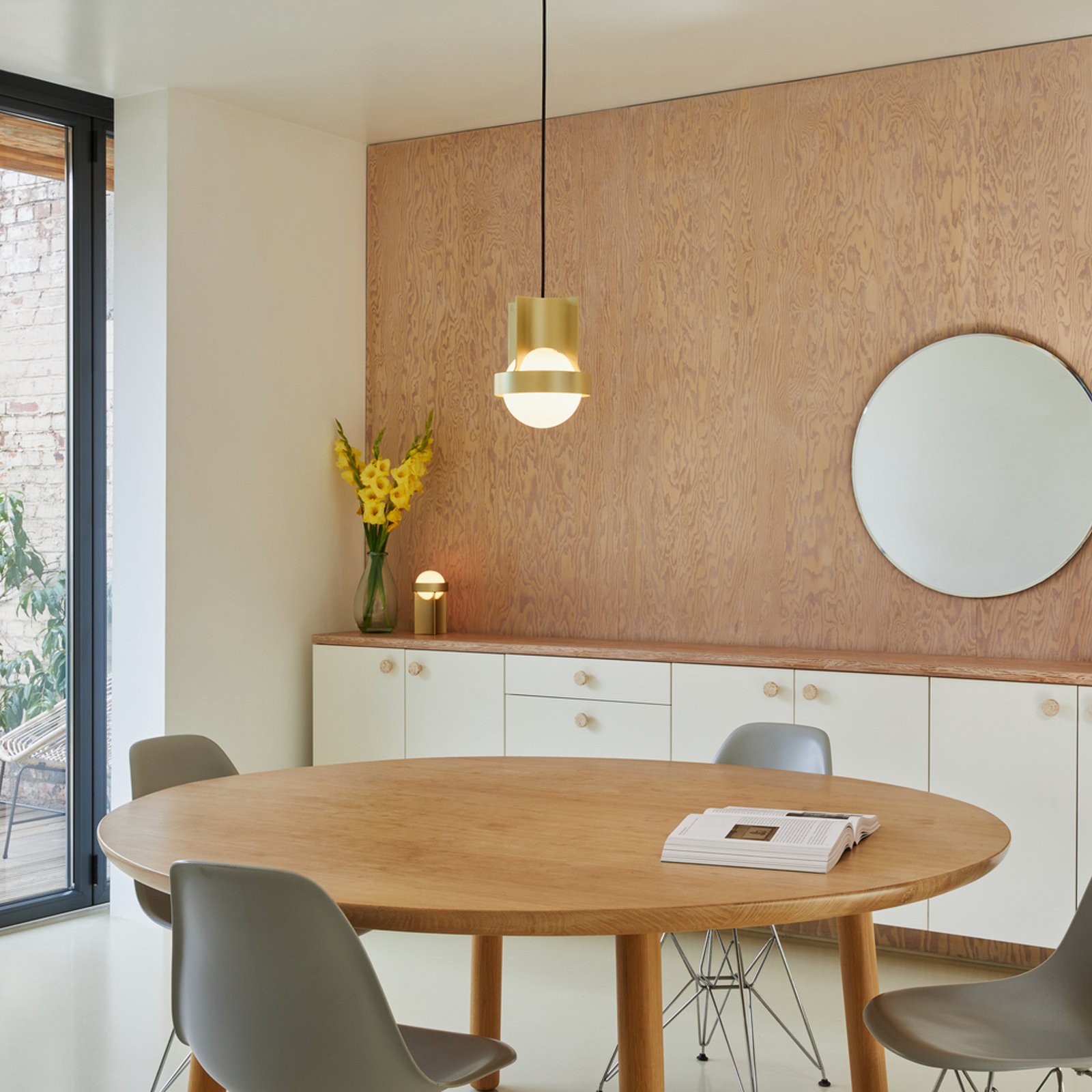 Loop Pendelleuchte Single Large w/Sphere IV Gold - Tala