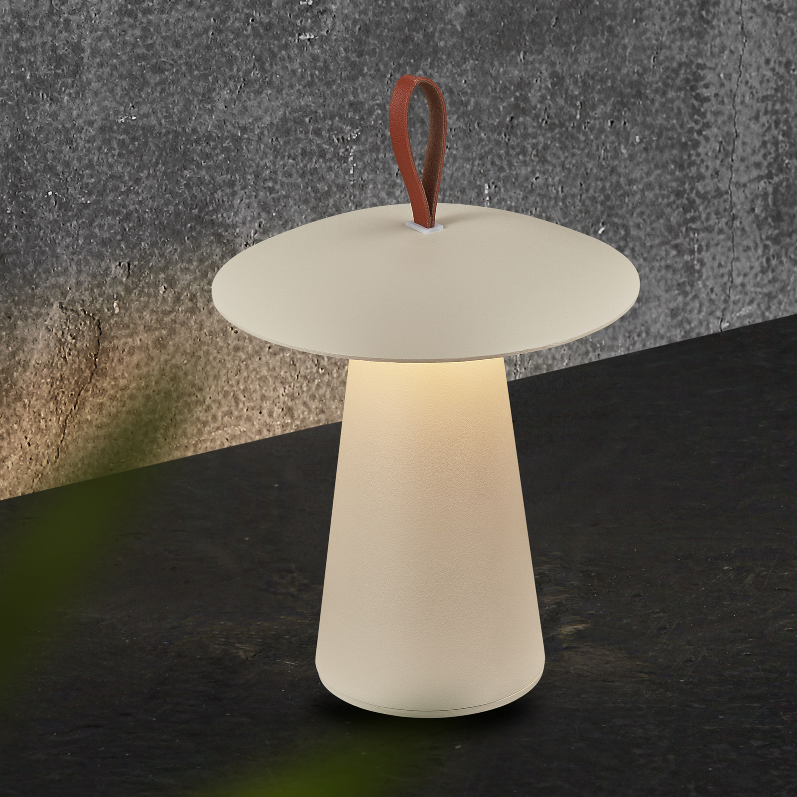 LED-bordlampe Ara To-Go med genopladeligt batteri til udendørs sand