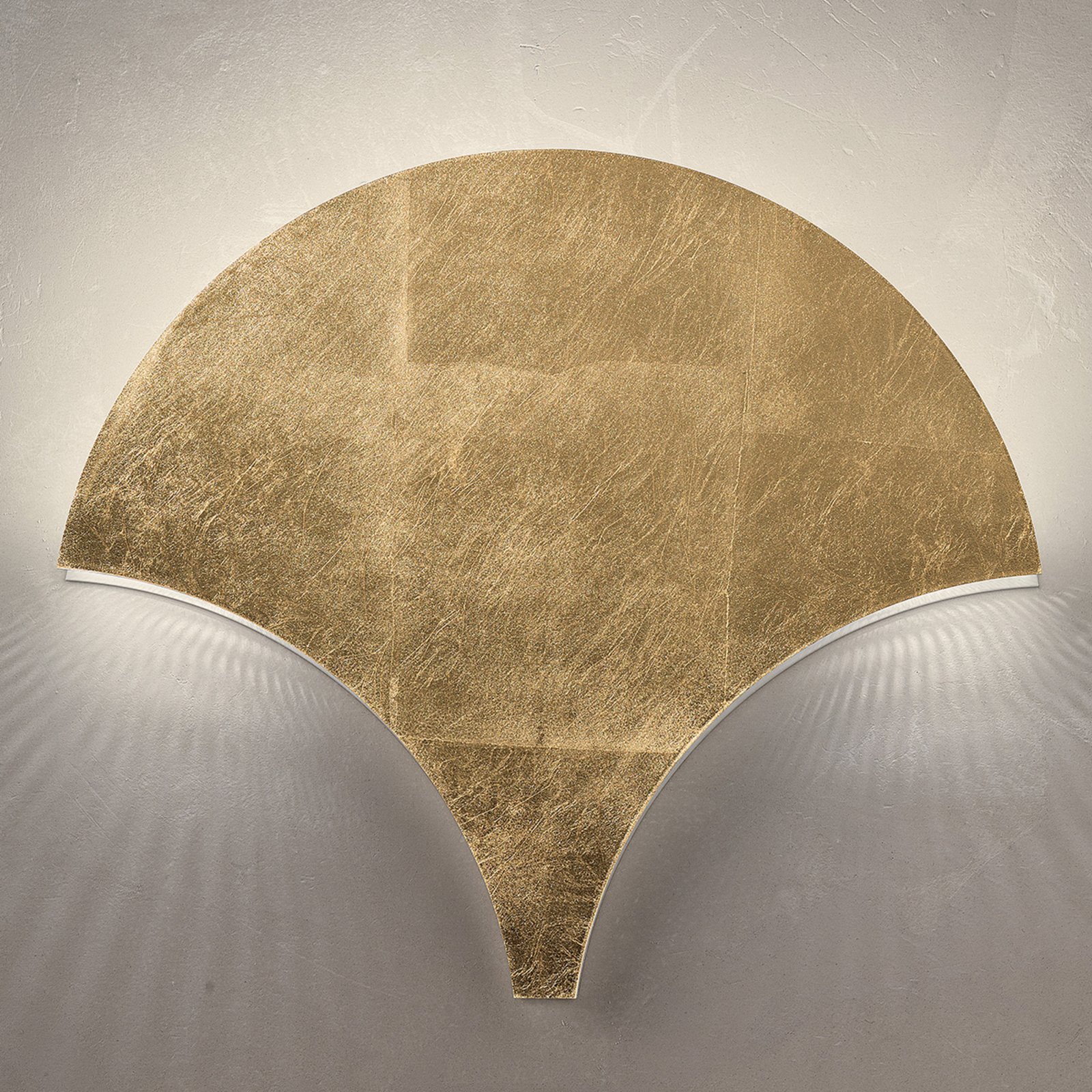 Exceptional LED wall light Palm, gold