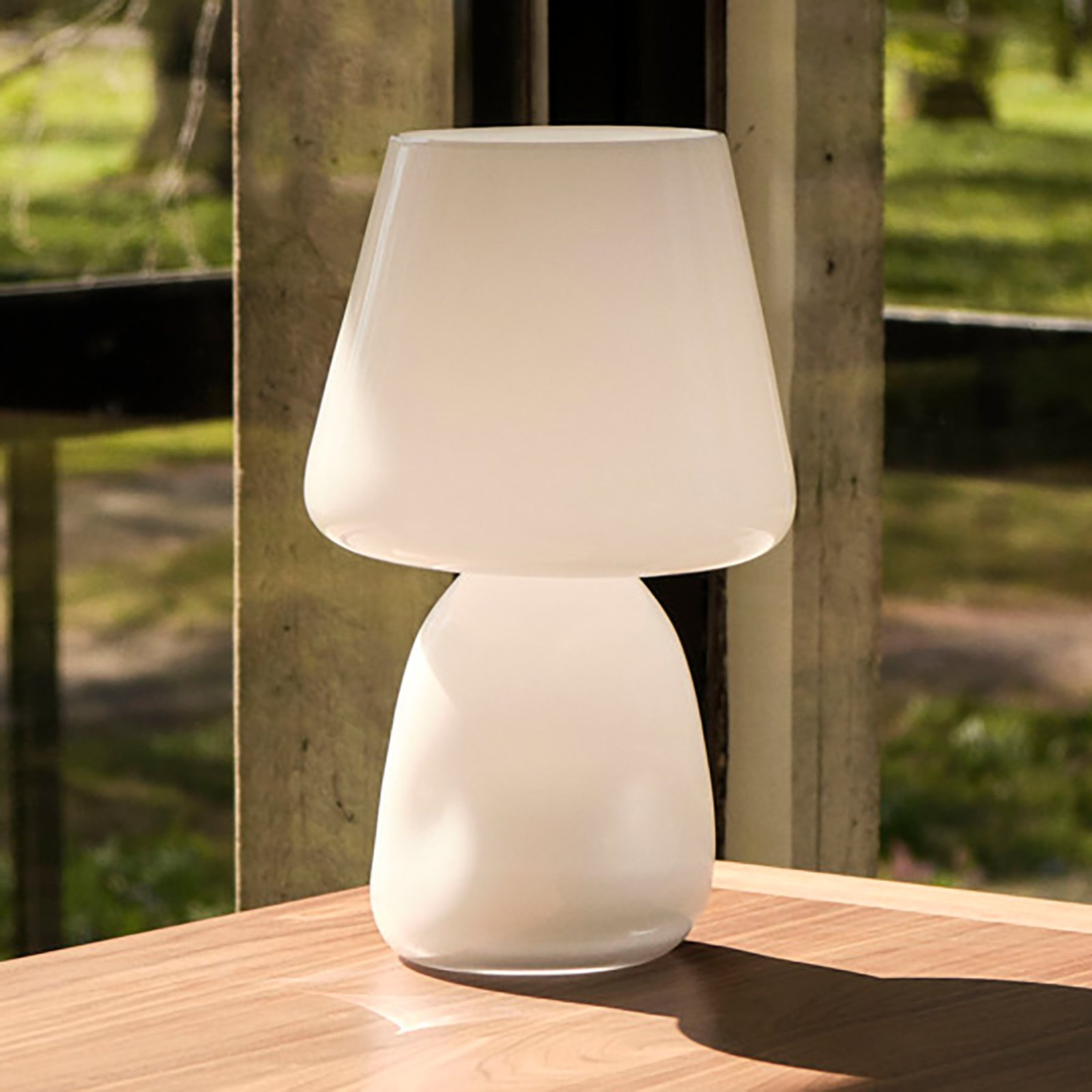 Apollo Skärm Bordslampa - HAY