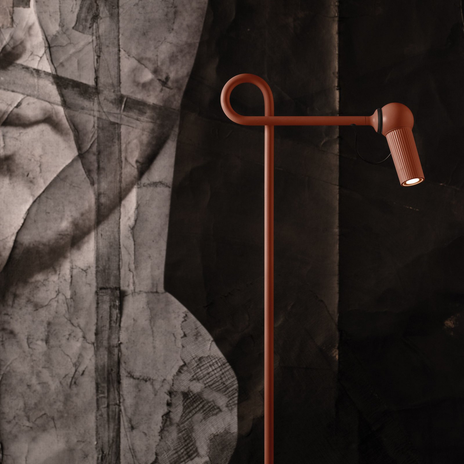 Bird Candeeiro de Pé Brick Red - KDLN