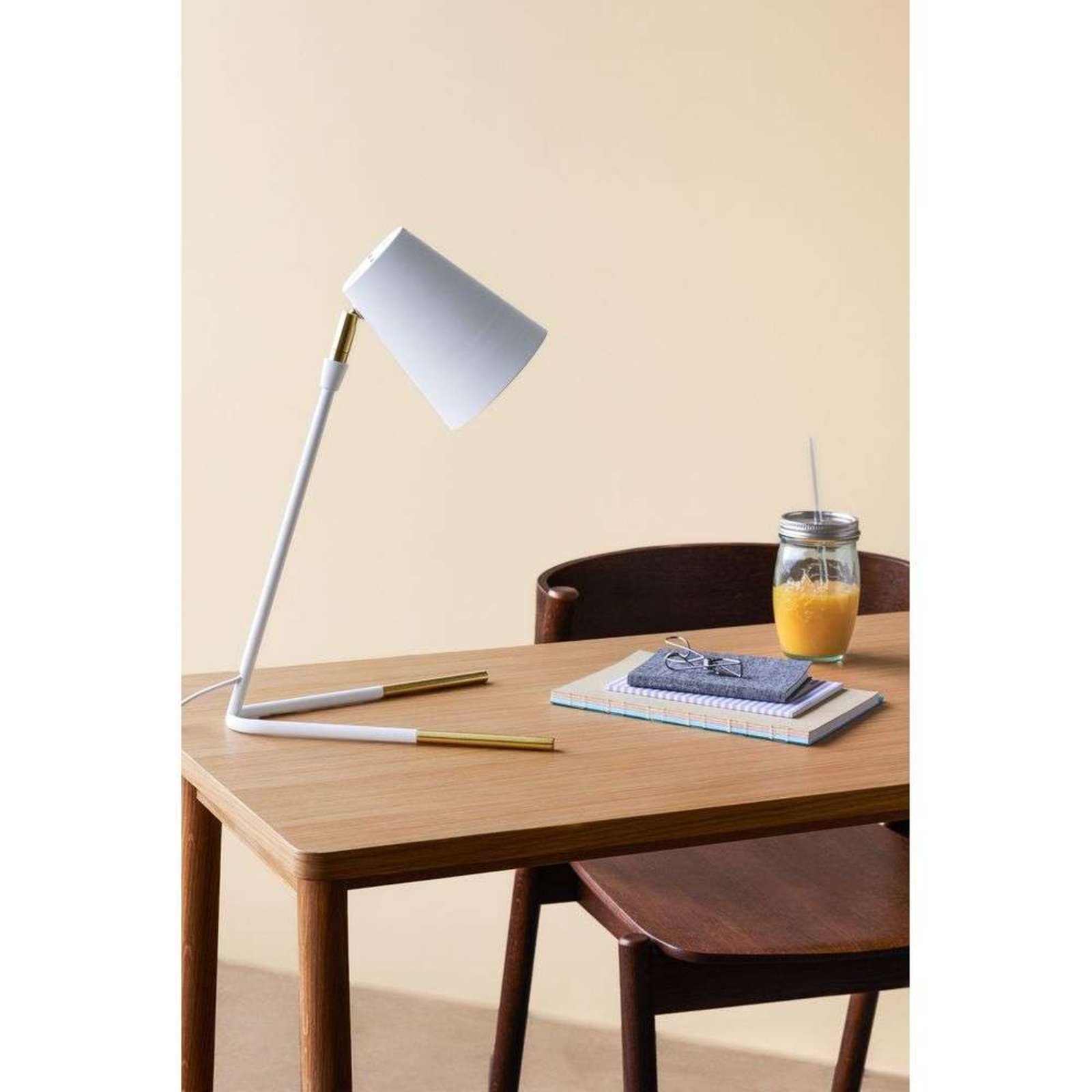 Slant Table Lamp White/Brass - Hübsch