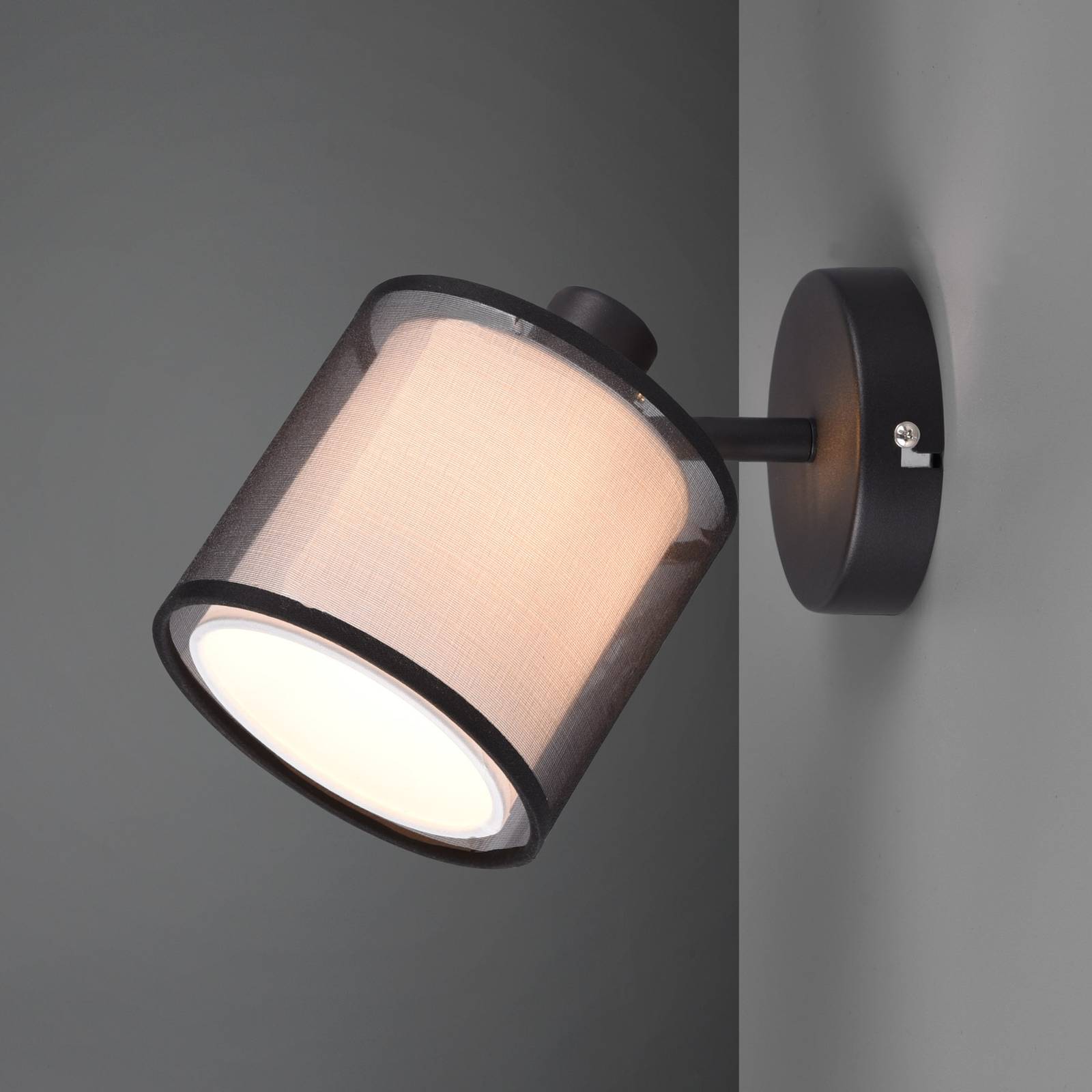 Trio Lighting Burton wall spotlight, 1-bulb