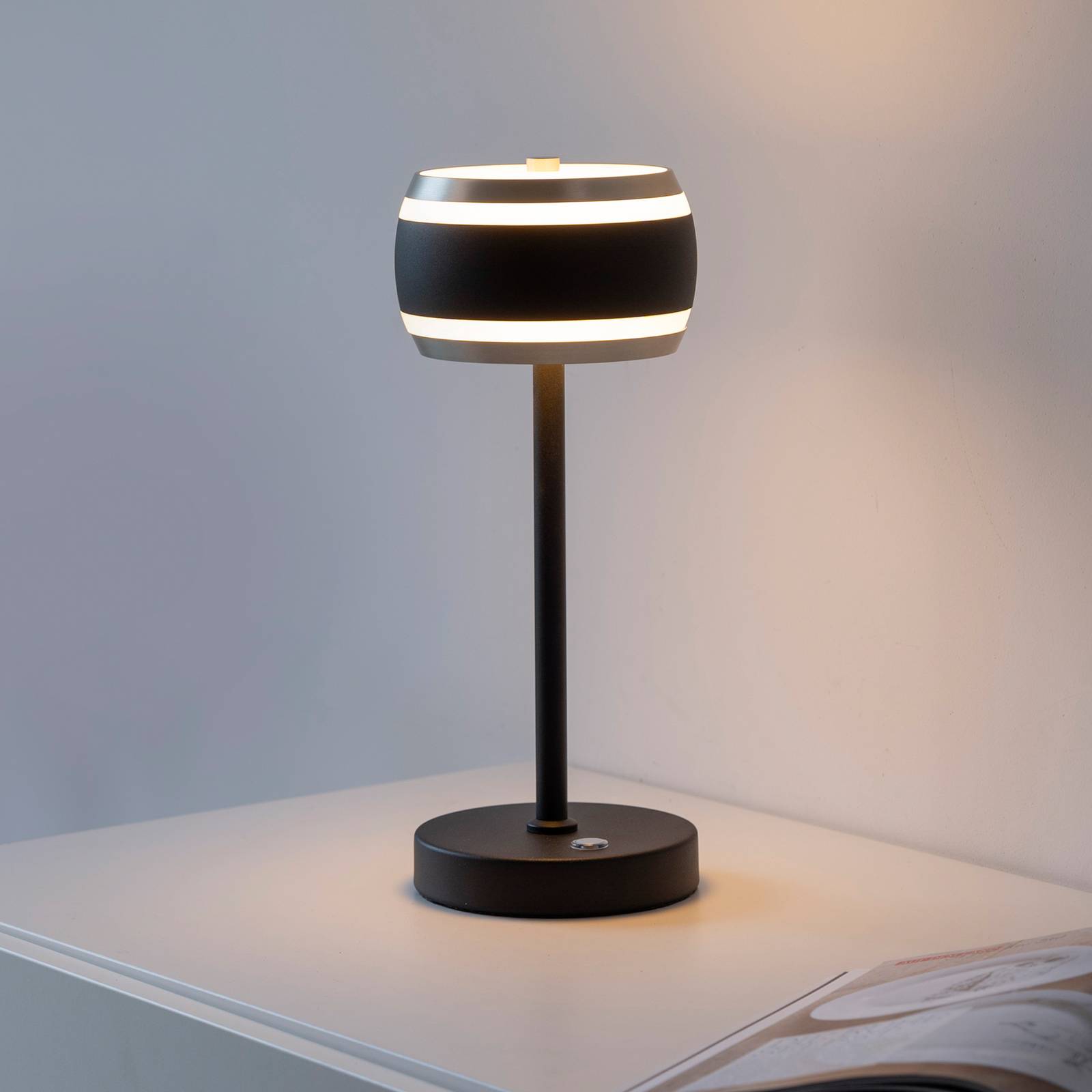 Batteridrevet bordlampe PURE Falling Rings, svart perle/diamant, CCT