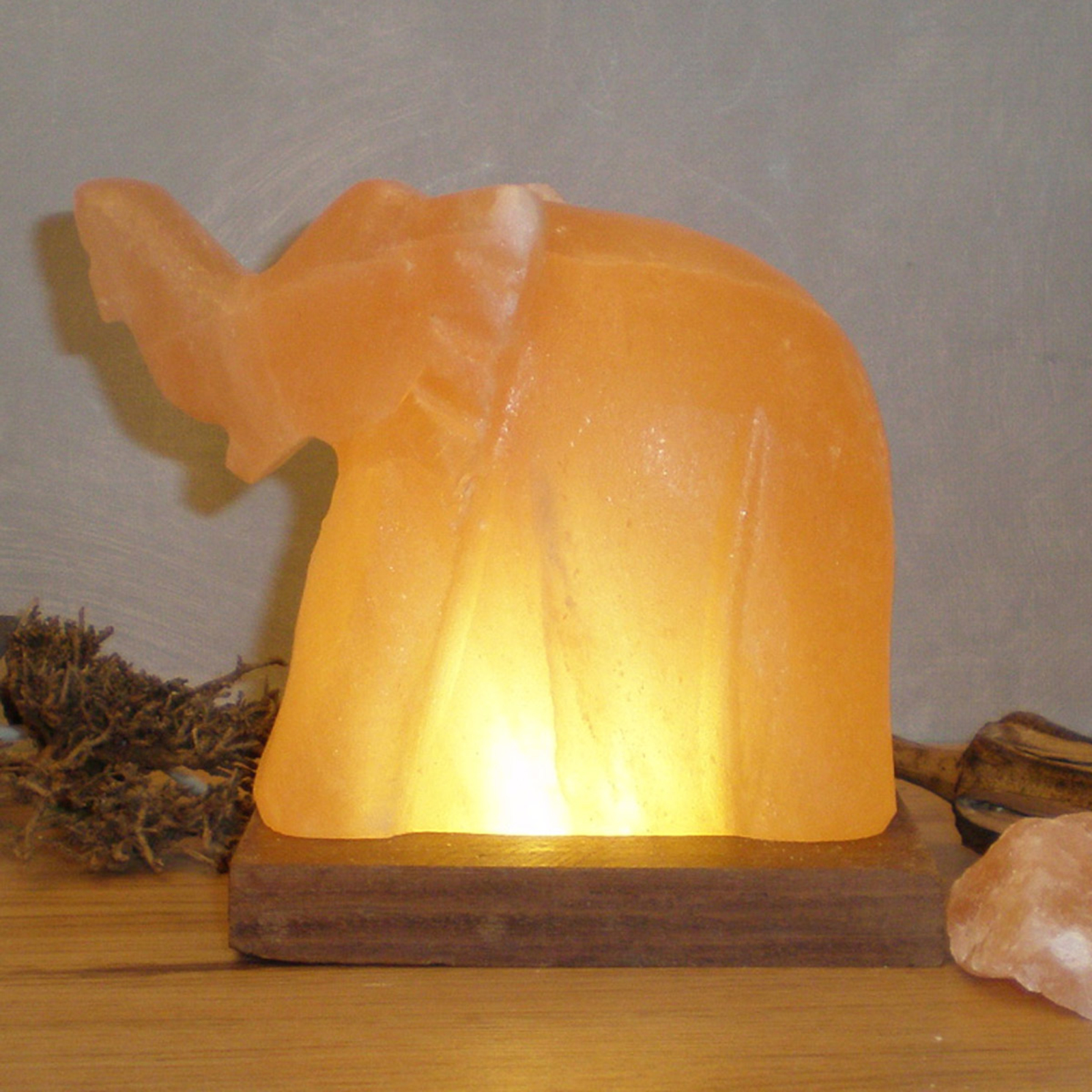 Lampe de sel LED éléphant avec socle, ambre