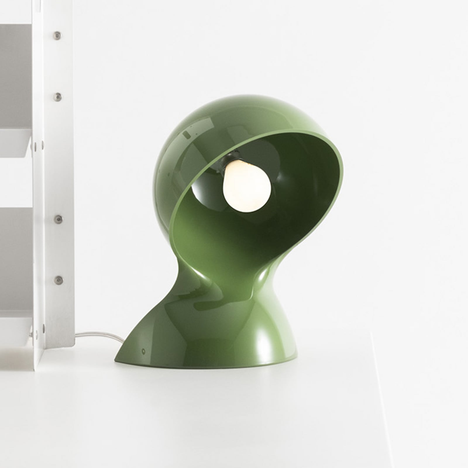 Artemide Tischleuchte Dalù, grün, Höhe 26 cm, E14