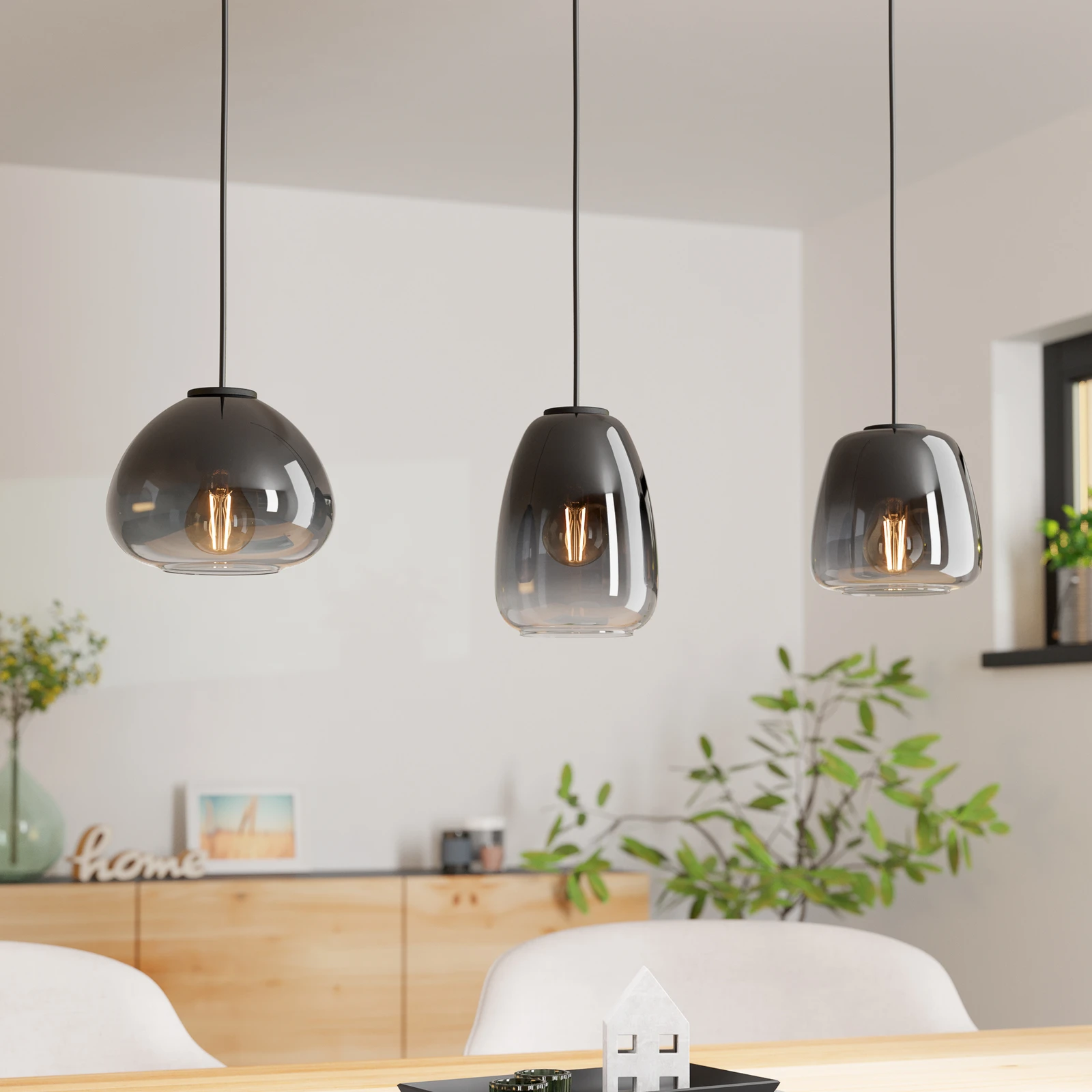 Hängelampe Aguilares, Rauchglas, 3-flammig, linear