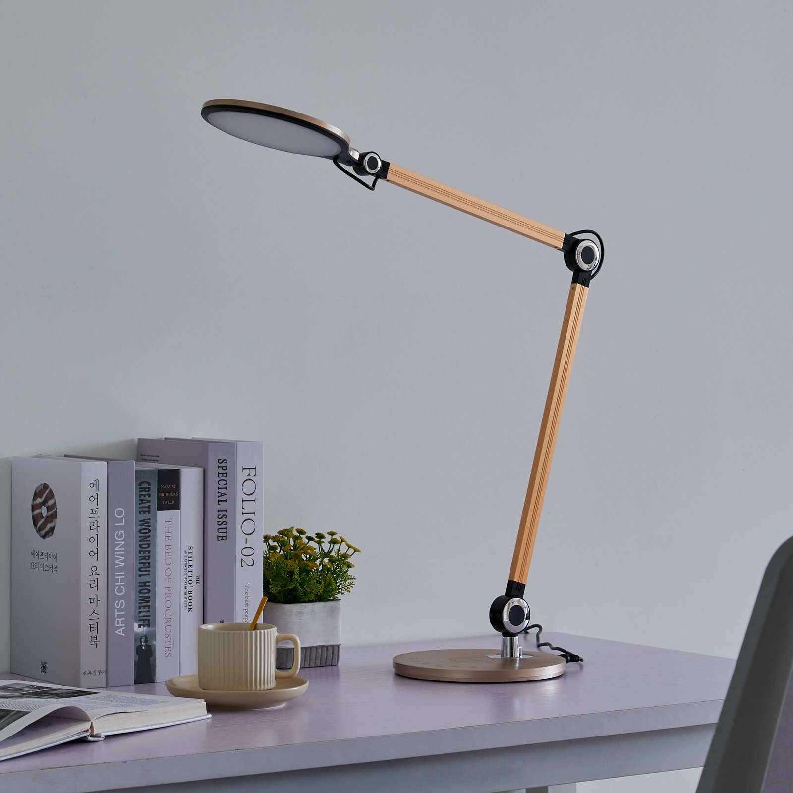 Nyxaris LED Asztali Lámpa CCT Gold - Lindby