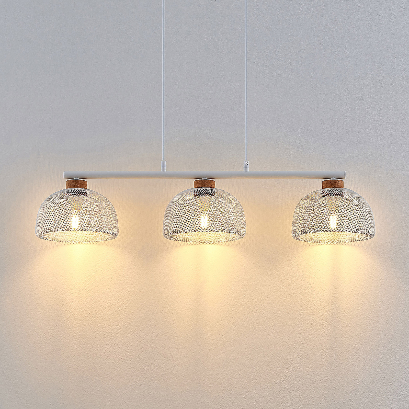 Lindby Louk pendant lamp, 3-bulb, white