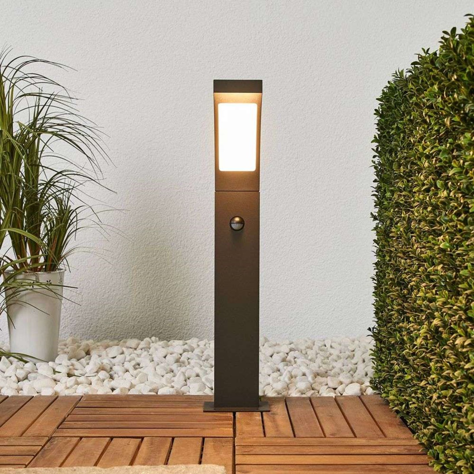 Juvia Vonkajšie Záhradná Lampa w/Sensor Graphite/Opal - Lucande