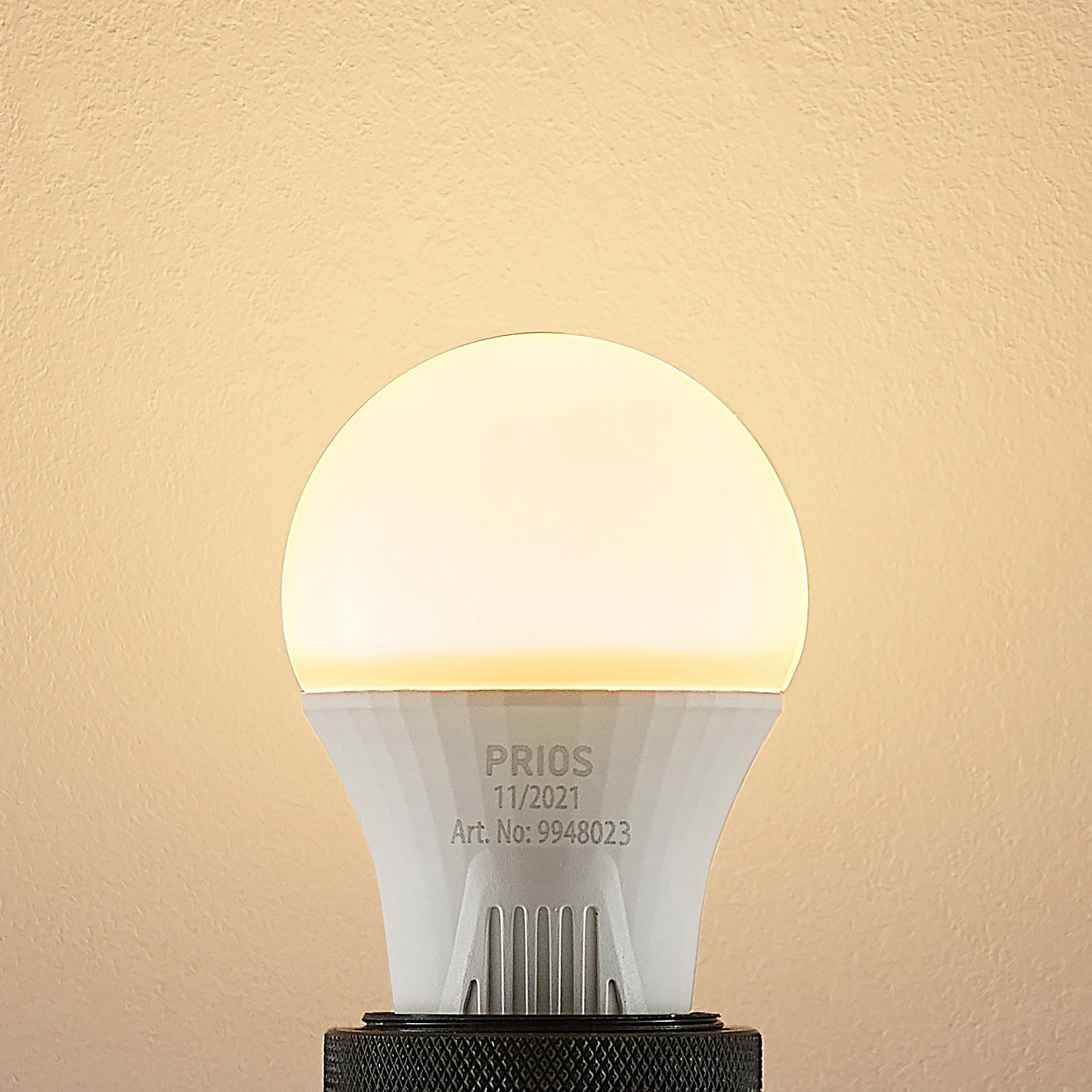 LED bulb E27 A60 11W white