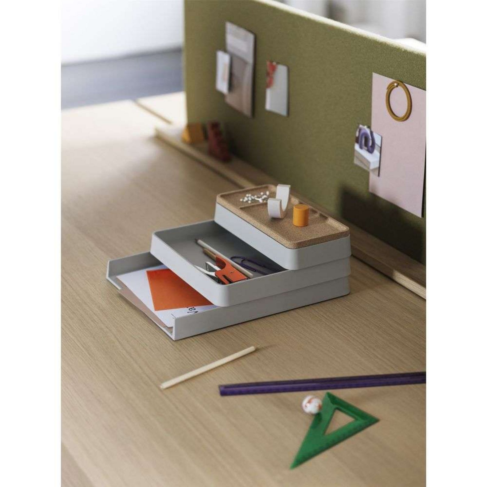 Arrange Desktop Tray 25x25 Grey - Muuto