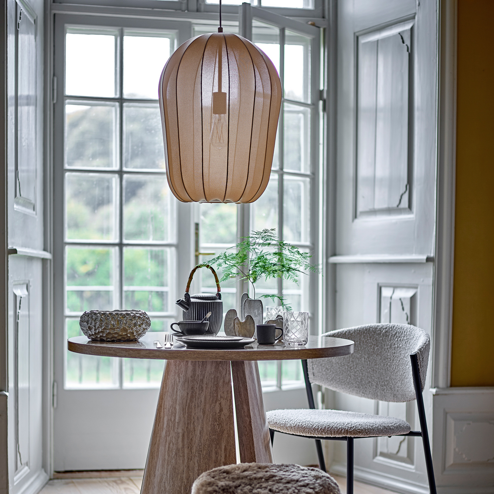 Suspension Naluna, crème, Ø 42 cm, tissu, E27 - Bloomingville