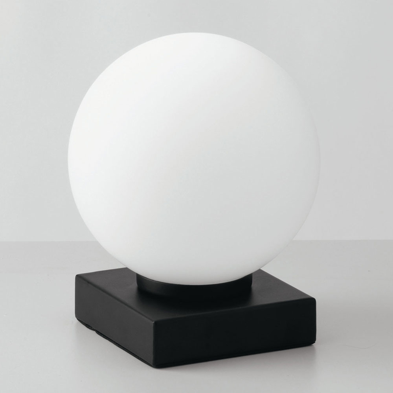 Pluto table lamp in black and white, 1-bulb