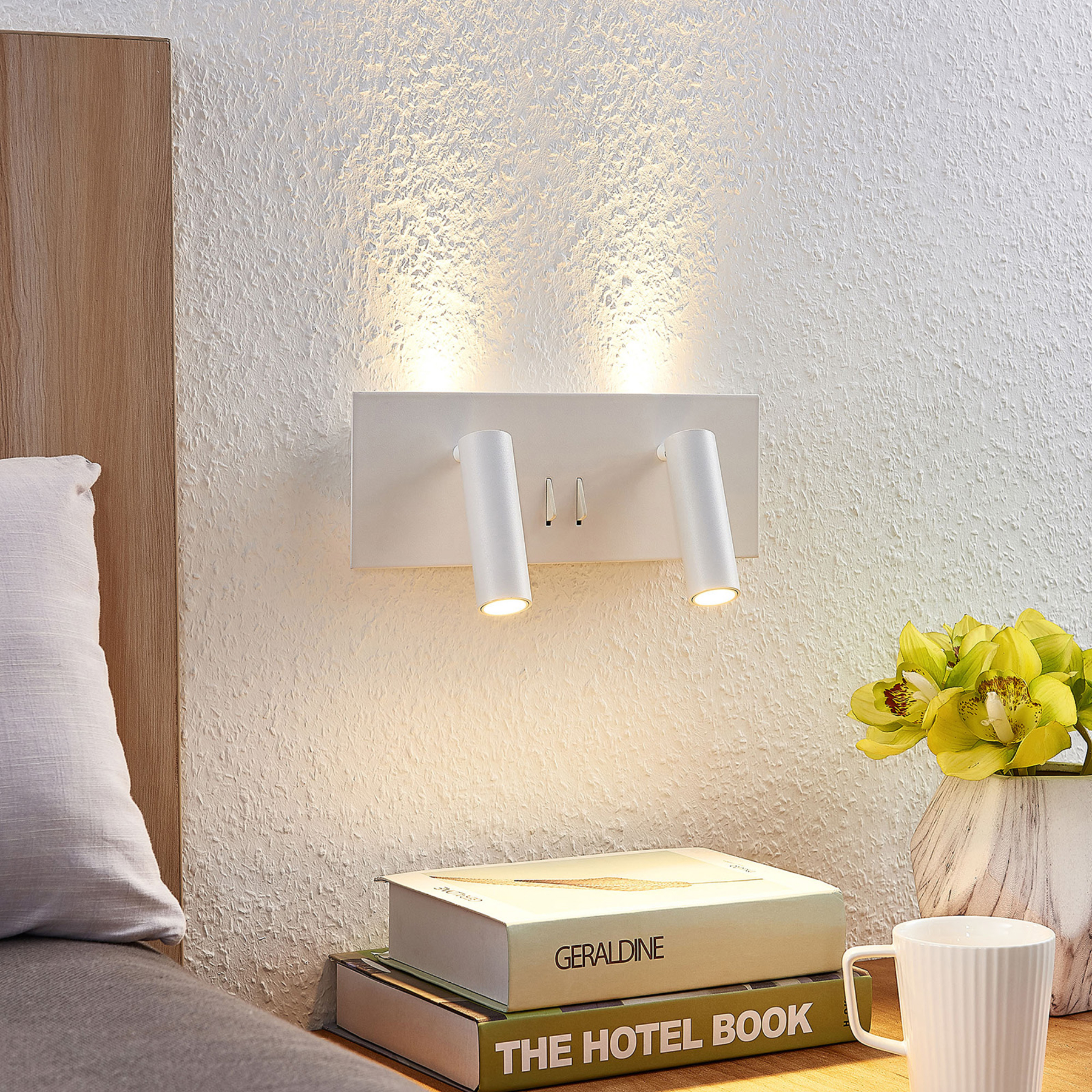 Lucande Magya LED wall light white 4-bulb, for Living / Dining Room, aluminium, 2.5 W, energy efficiency: A+, W: 28 cm, H: 10 cm