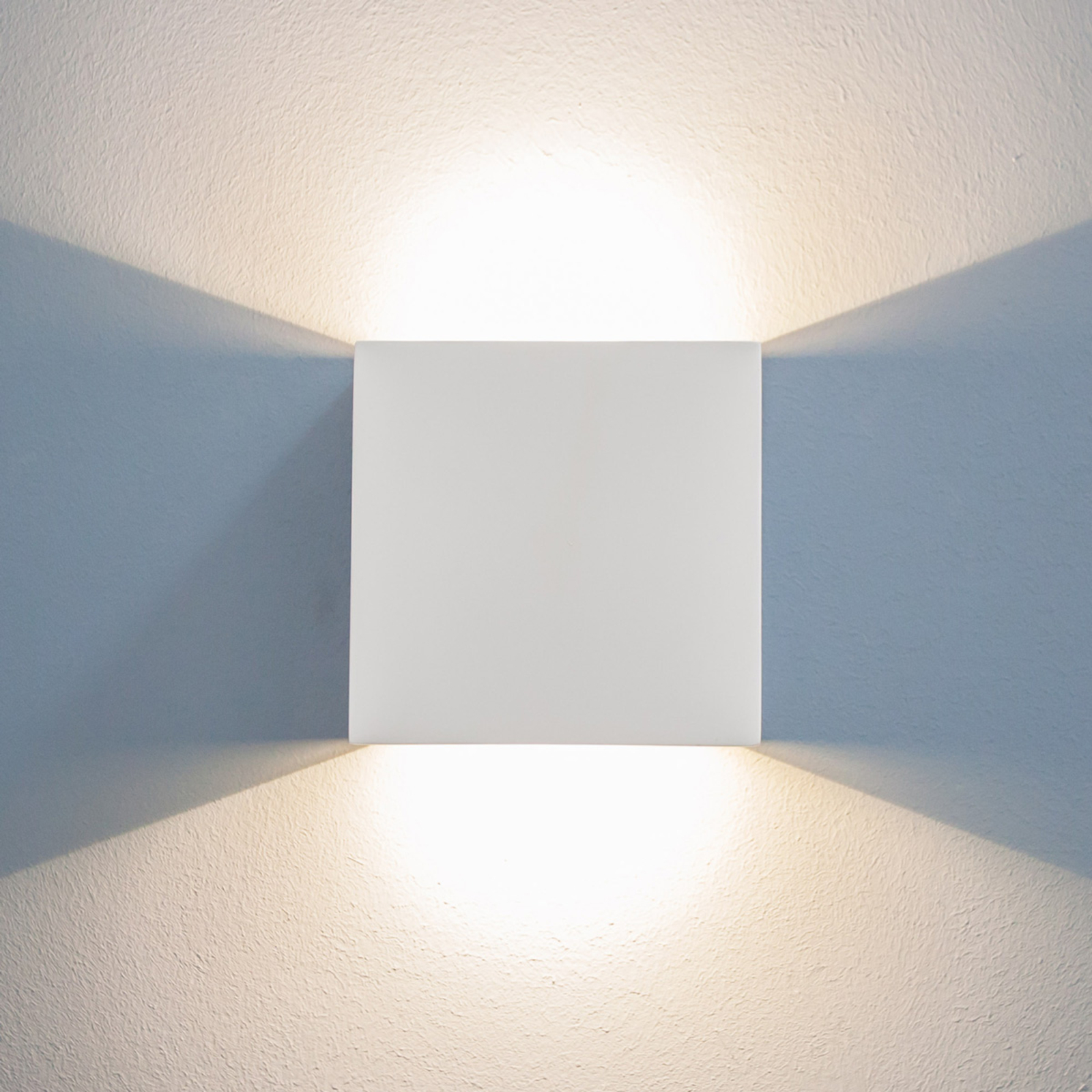 LED-vegglampe Fabiola av gips, 12,5 cm høy
