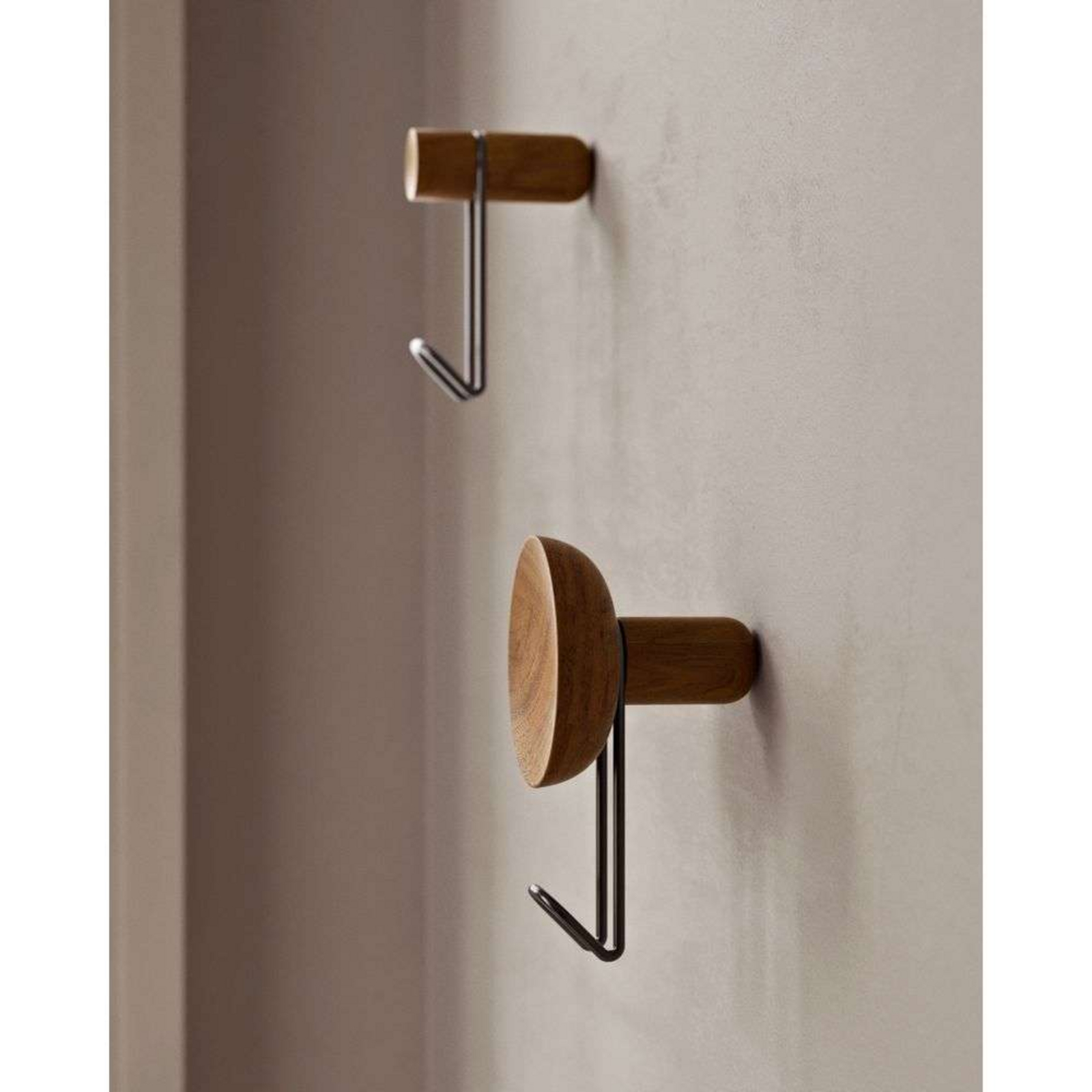 Around Colgador de Pared Small Walnut/Brass - Woud