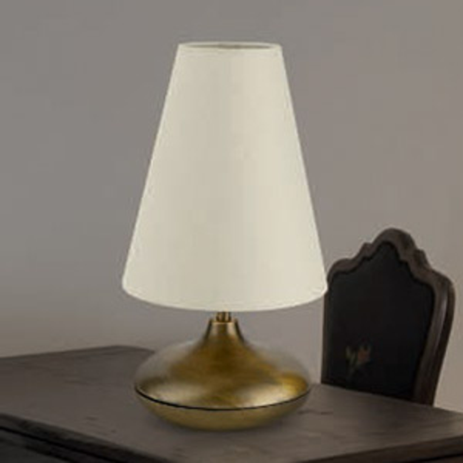 Lampe à poser Sarita avec abat-jour textile clair