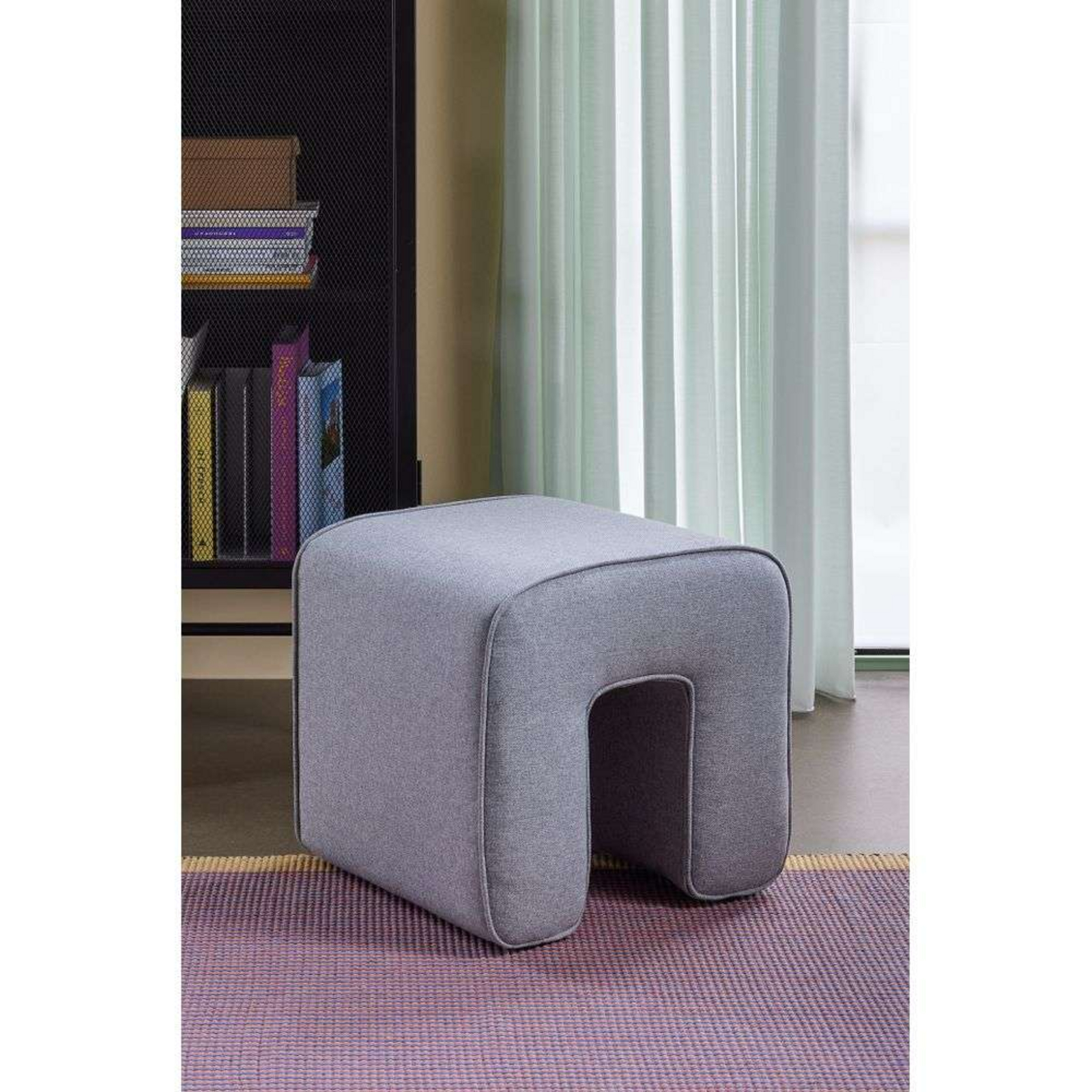 Sculpture Pouf Dark Grey - Hübsch