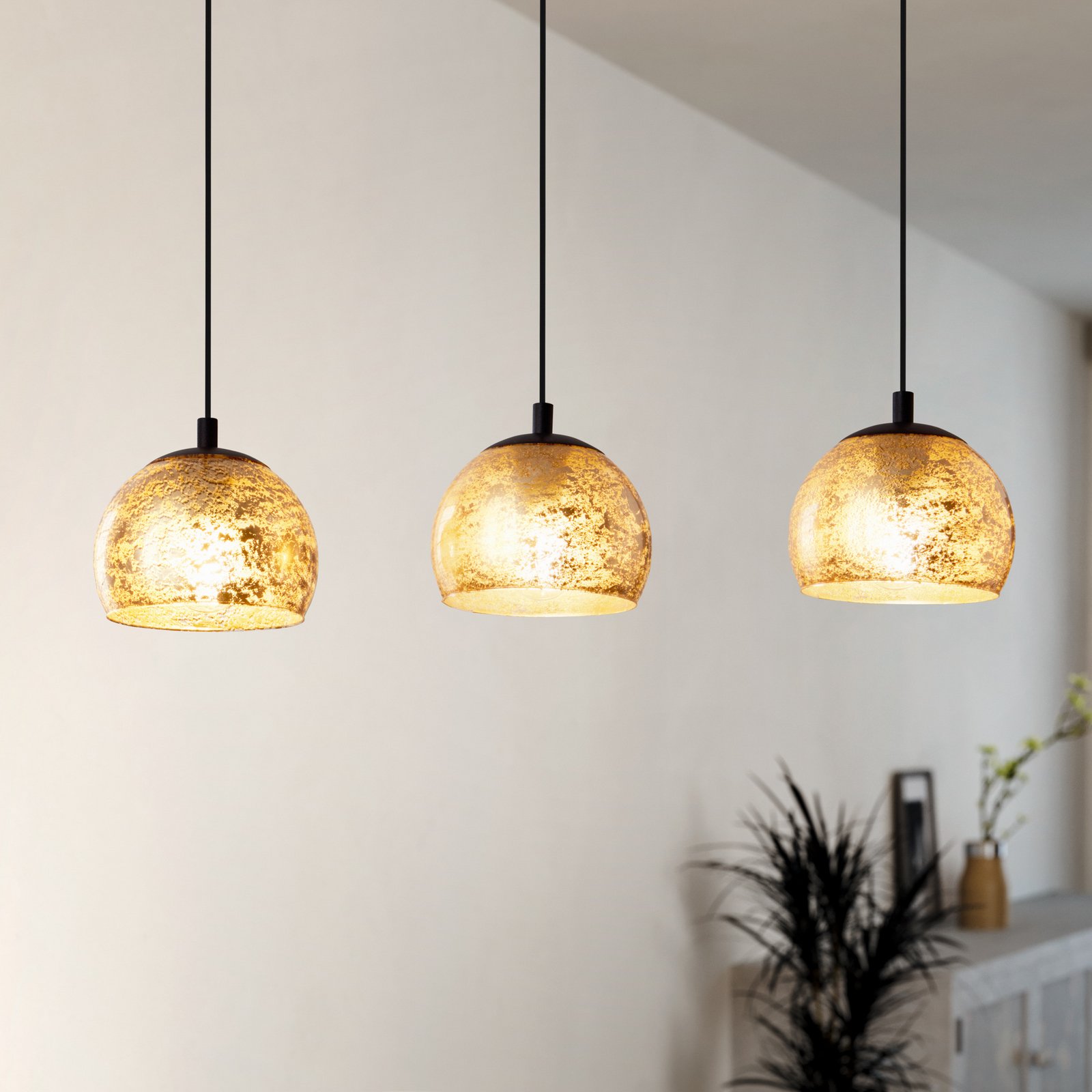 Riippuvalaisin Albaraccin, kolmilamppuinen