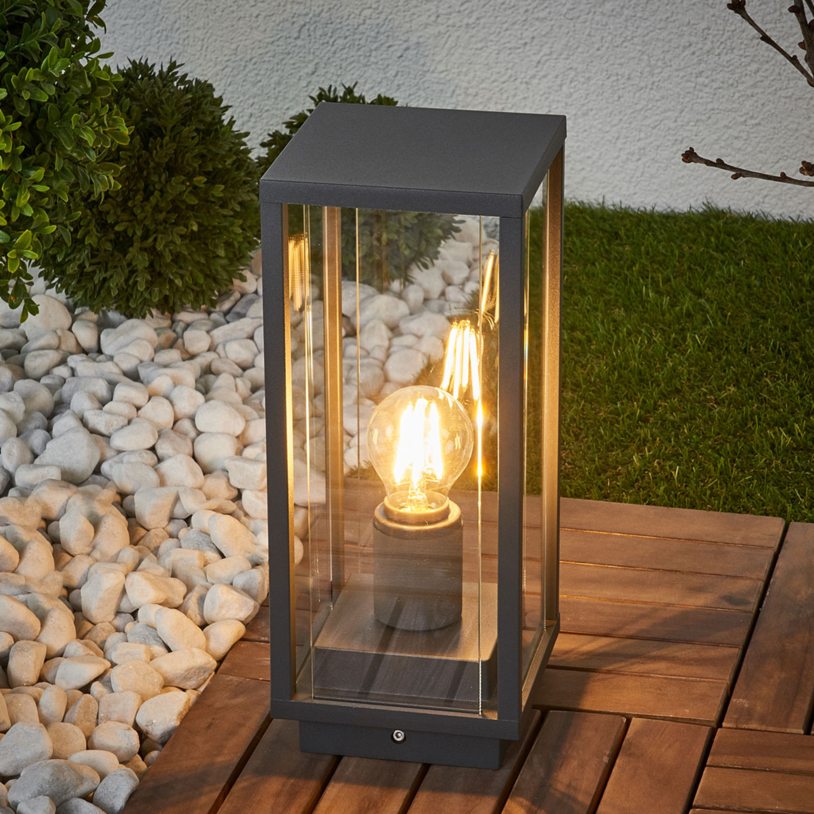 Lucande Annalea - pillar light with angular shape, aluminium, glass, E27, 15 W, energy efficiency: A++, L: 14 cm, W: 14 cm, H: 35 cm