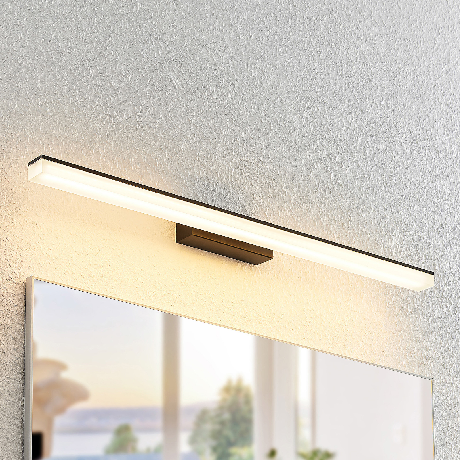Lisana LED Wall Lamp IP44 L75 Black - Lucande