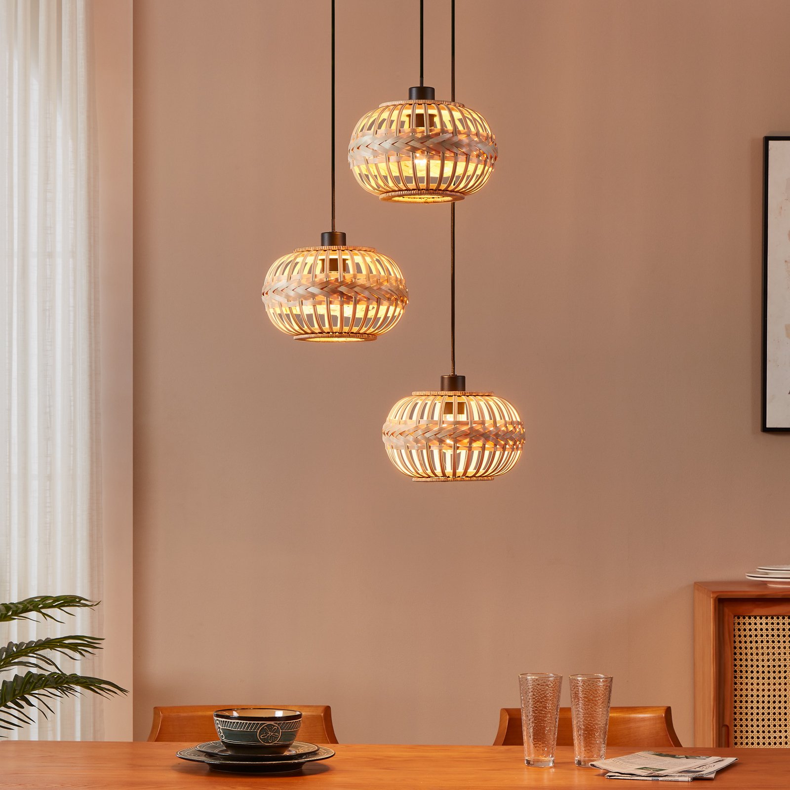 EGLO Amsfield 1 riippuvalaisin, kolmivaloinen, pyöreä