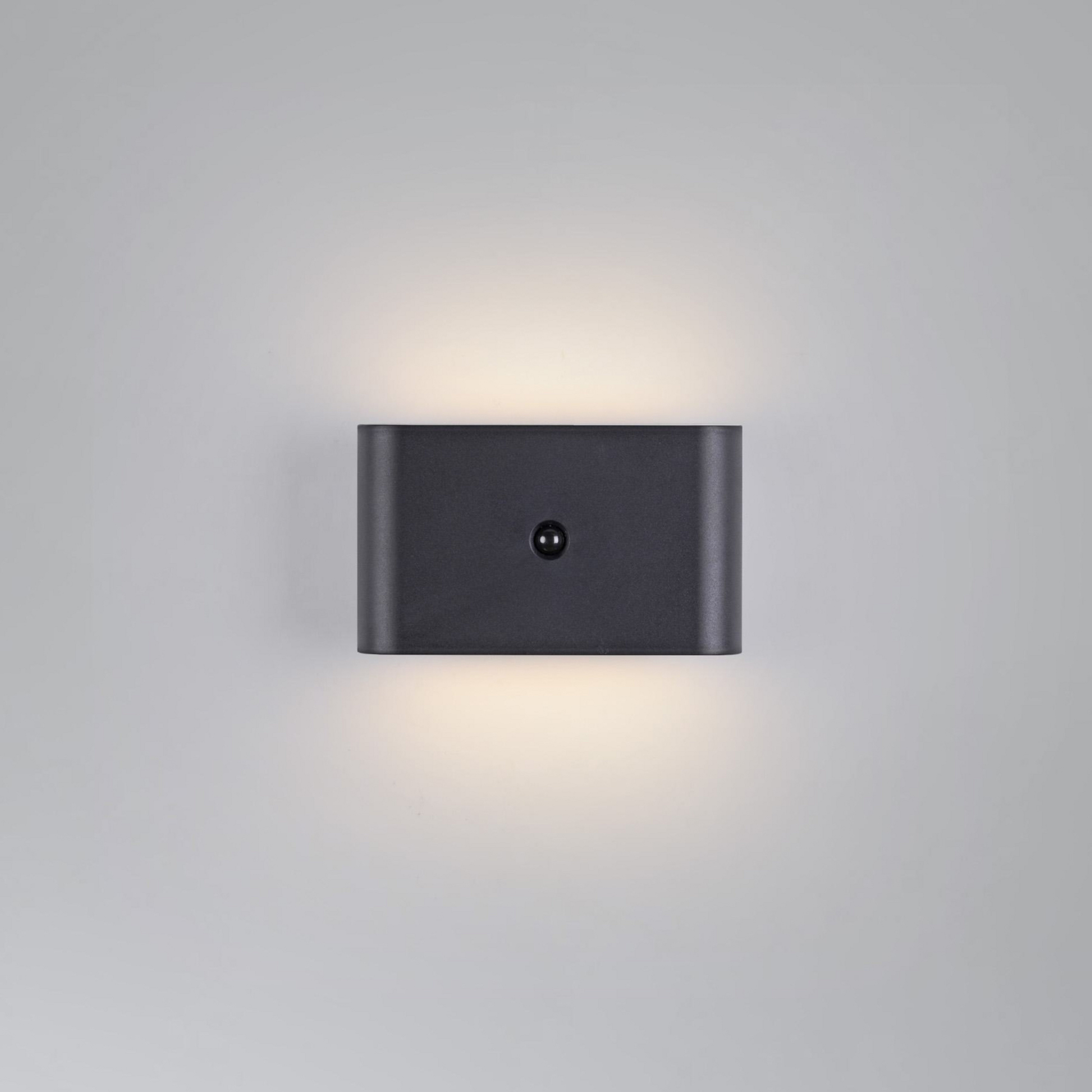 JUST LIGHT. LED-Akku-Wandleuchte Ziddy schwarz Sensor 3.000K
