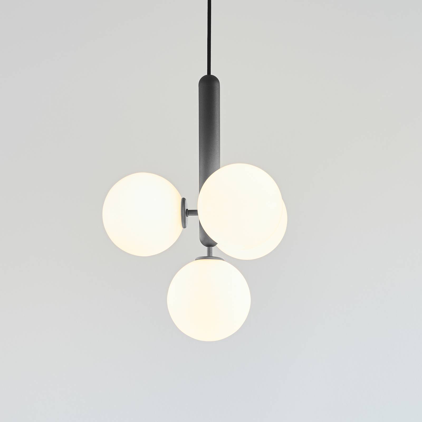 Nuura Miira 4 lampa wisząca 4-pkt. szara/opalowa