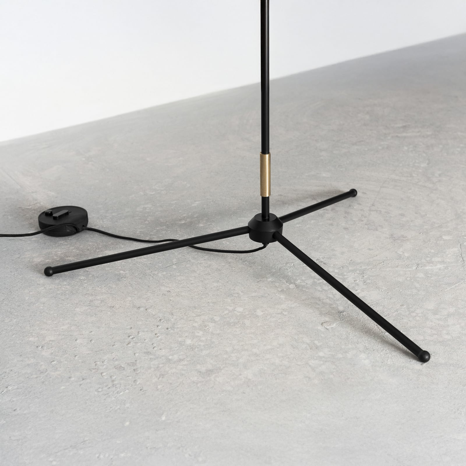 Spoon gulvlampe – Watt & Veke Spoon gulvlampe – Watt & Veke