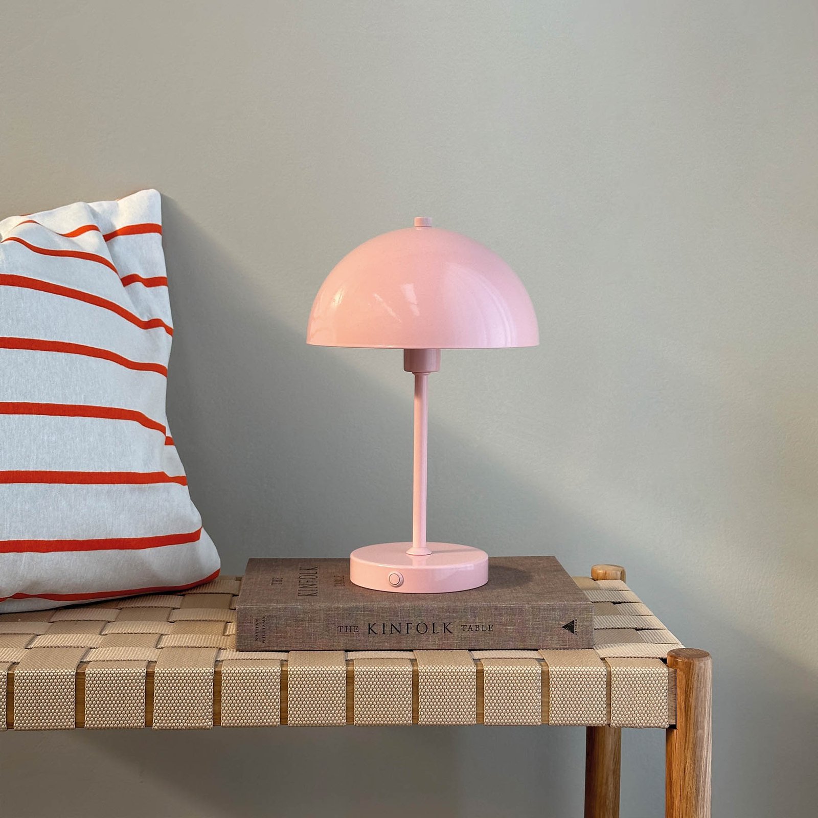 Dyberg Larsen Stockholm rechargeable table lamp, pink