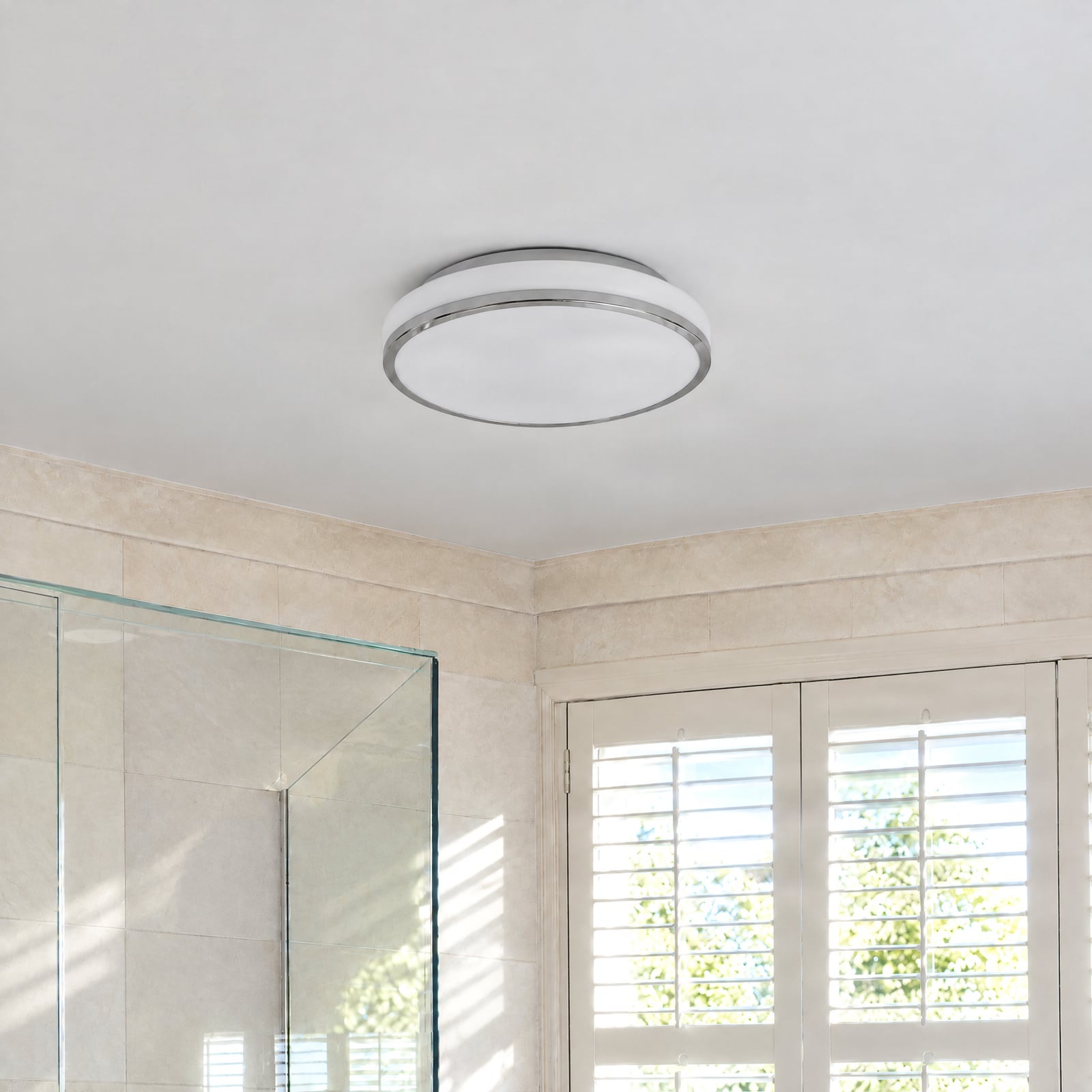 Lyss Round LED Deckenleuchte IP44 Ø28 Chrome - Lindby Lyss Round LED Deckenleuchte IP44 Ø28 Chrome - Lindby