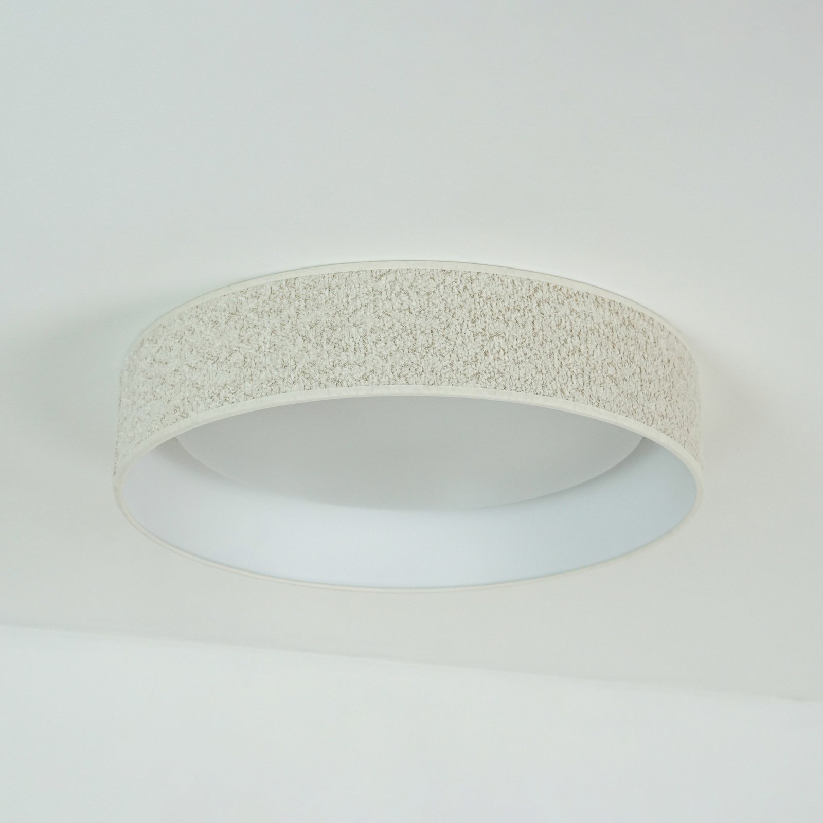 LED stropné svietidlo Plafond, krémová farba, tkanina, Ø 45 cm, 3-stupňové