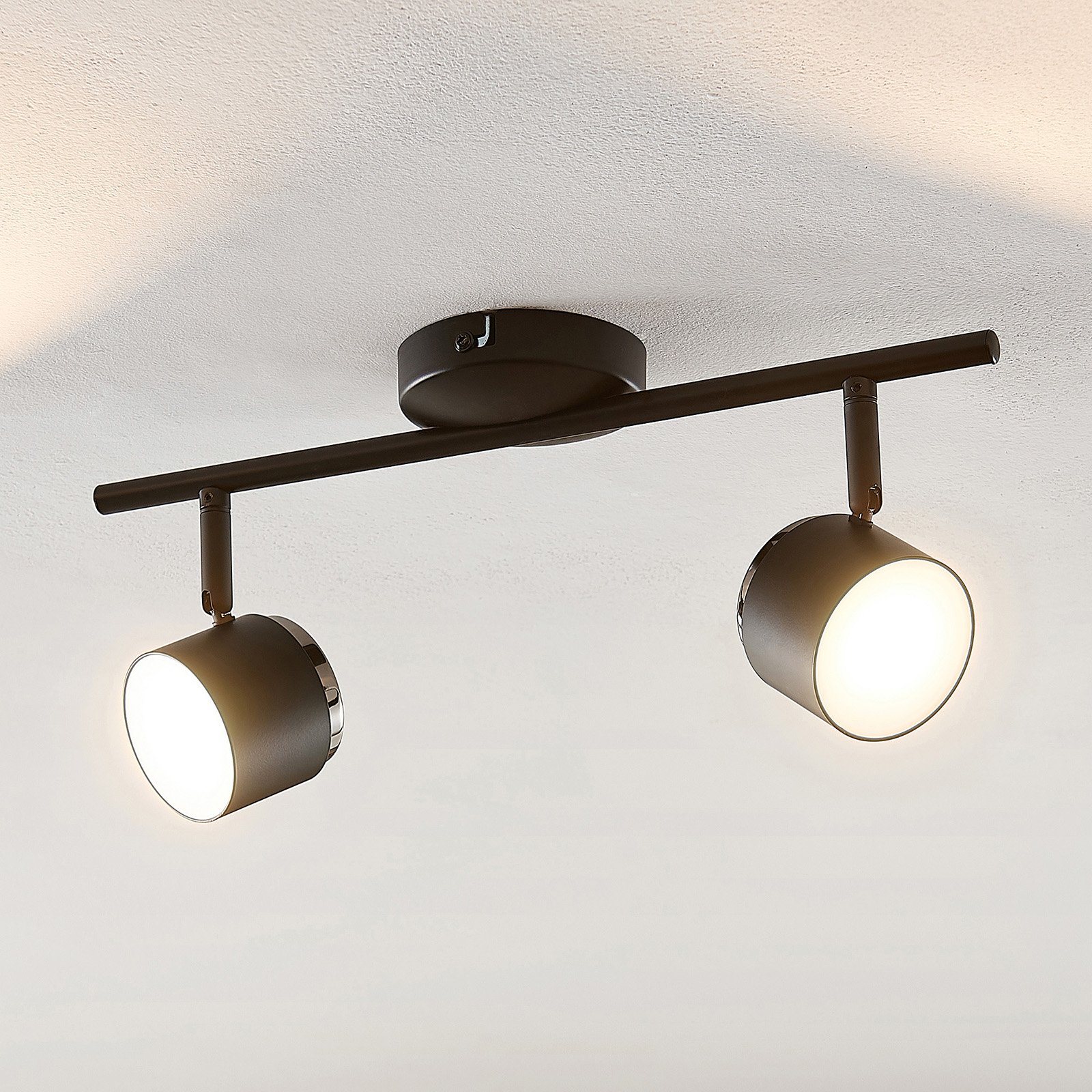 Lindby Marrie -LED-kohdevalaisin, musta, 2-lamp.