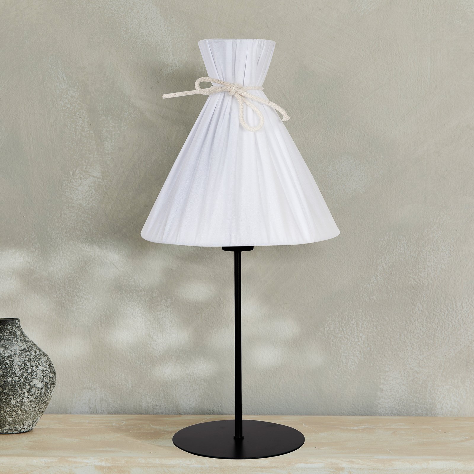Envolight Lola table lamp, white