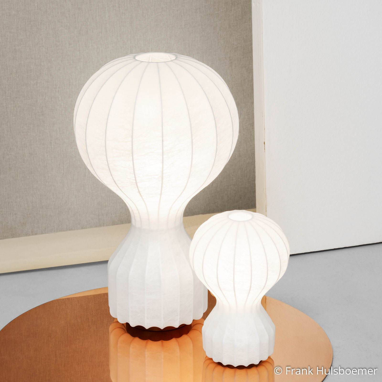 FLOS designerska lampa stołowa Gatto Piccolo, biała, wysokość 30 cm