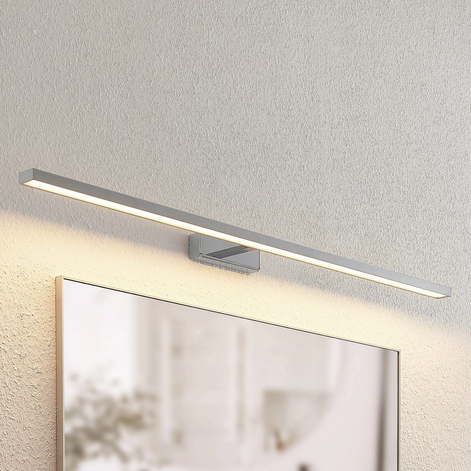 YHTlaeh LED Spiegellamp 10W 720 Lumen Zwart Badkamerspiegellamp Neutraal Wit 4000K Badkamerlamp IP44 Waterdicht Geen flikkering 230V (Zwart,10W YHTlaeh LED Spiegellamp 10W 720 Lumen Zwart Badkamerspiegellamp Neutraal Wit 4000K Badkamerlamp IP44 Waterdicht Geen flikkering 230V (Zwart,10W