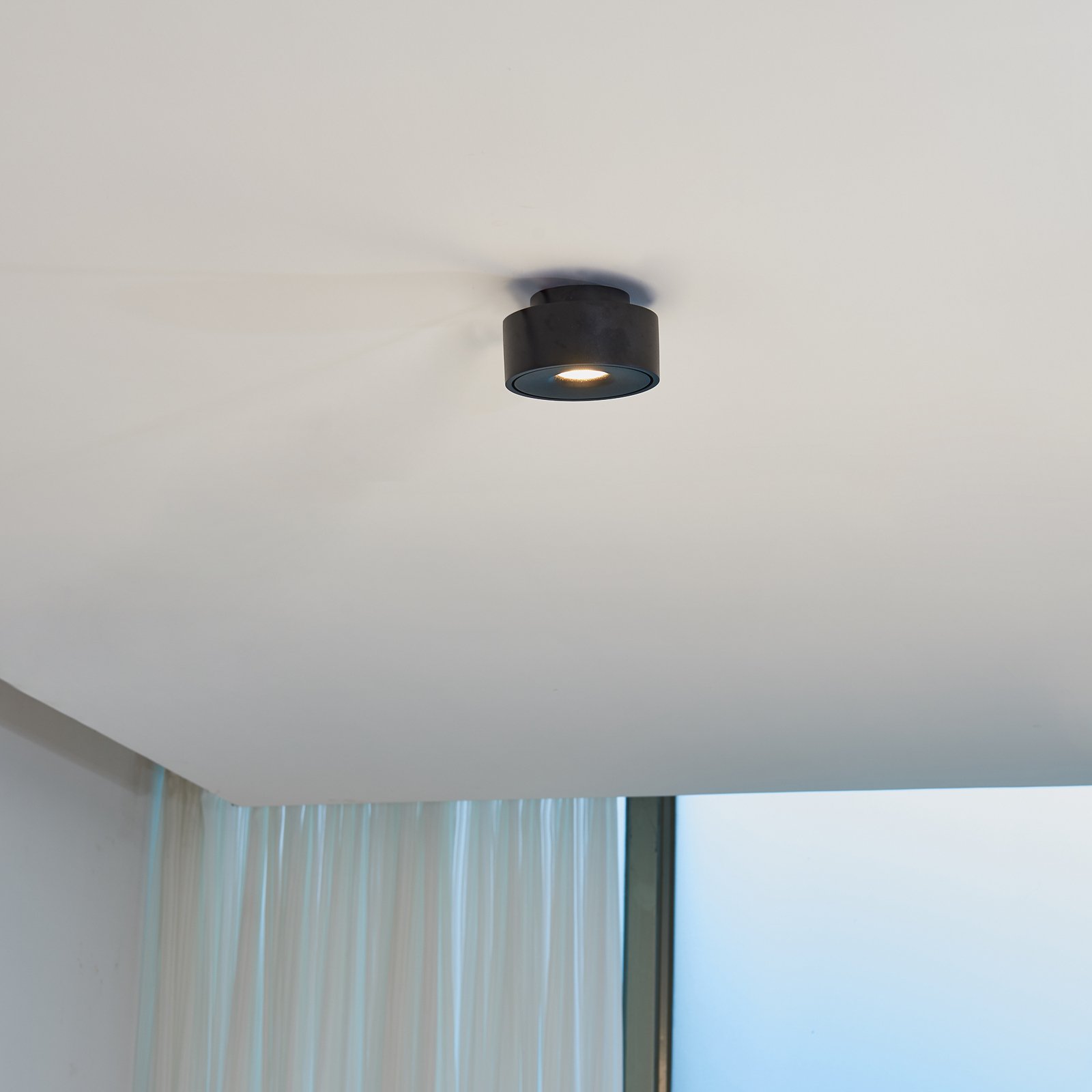 Otočné stropné svietidlo LED Arcchio Rotari, čierne