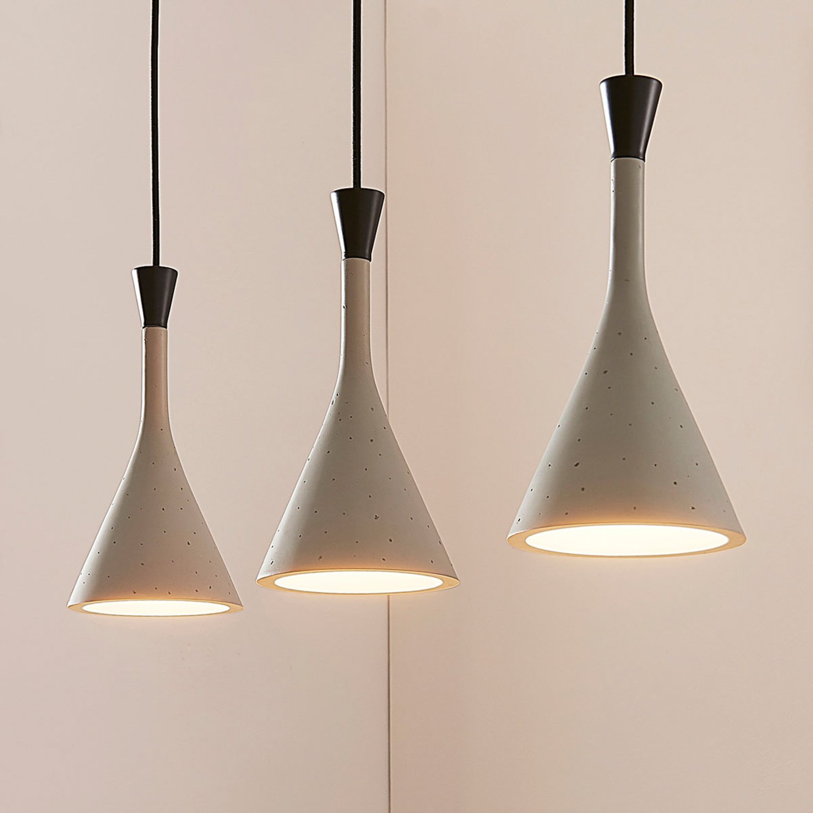 Flynn 3 Pendant Concrete - Lindby