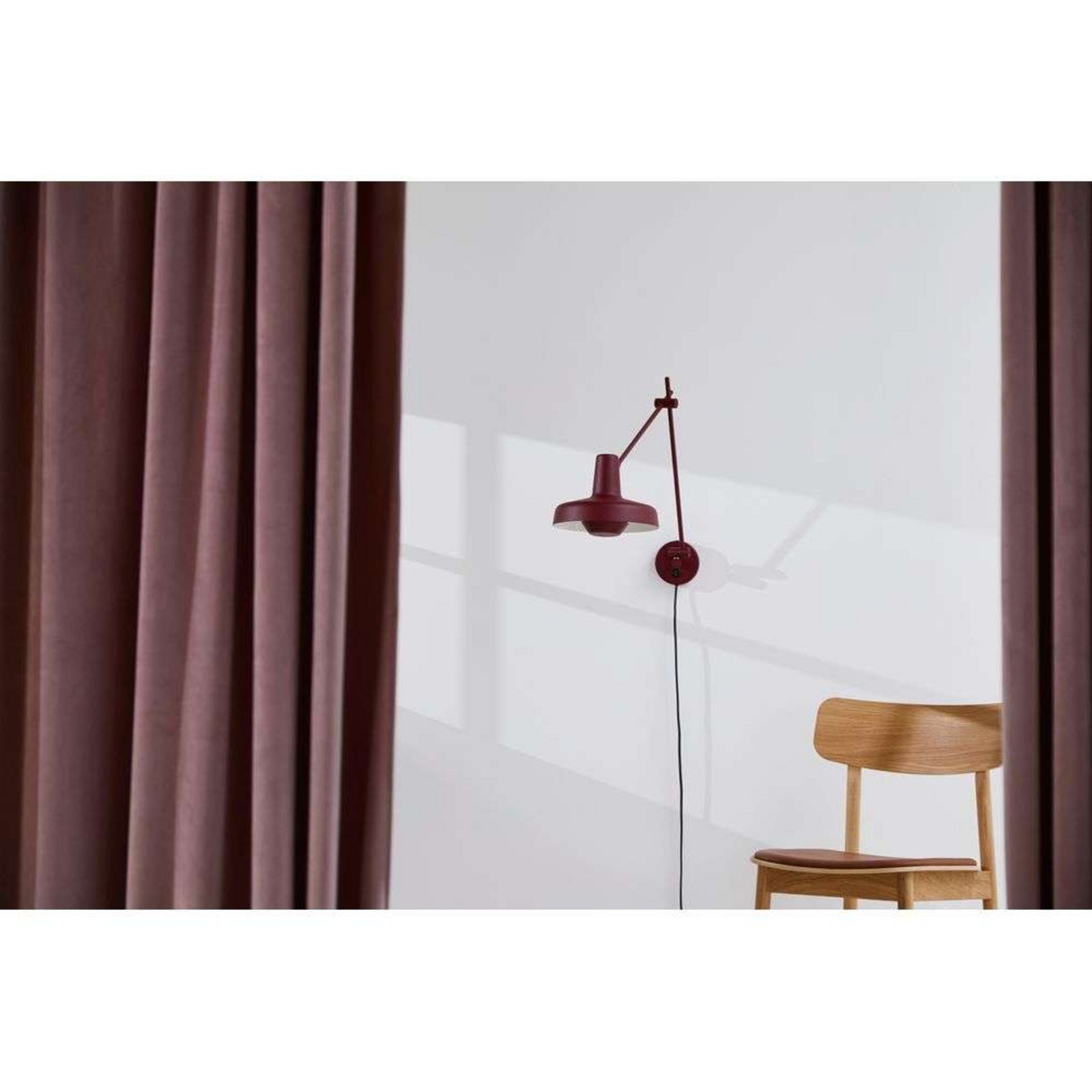 Arigato Wall Lamp Red - Grupa